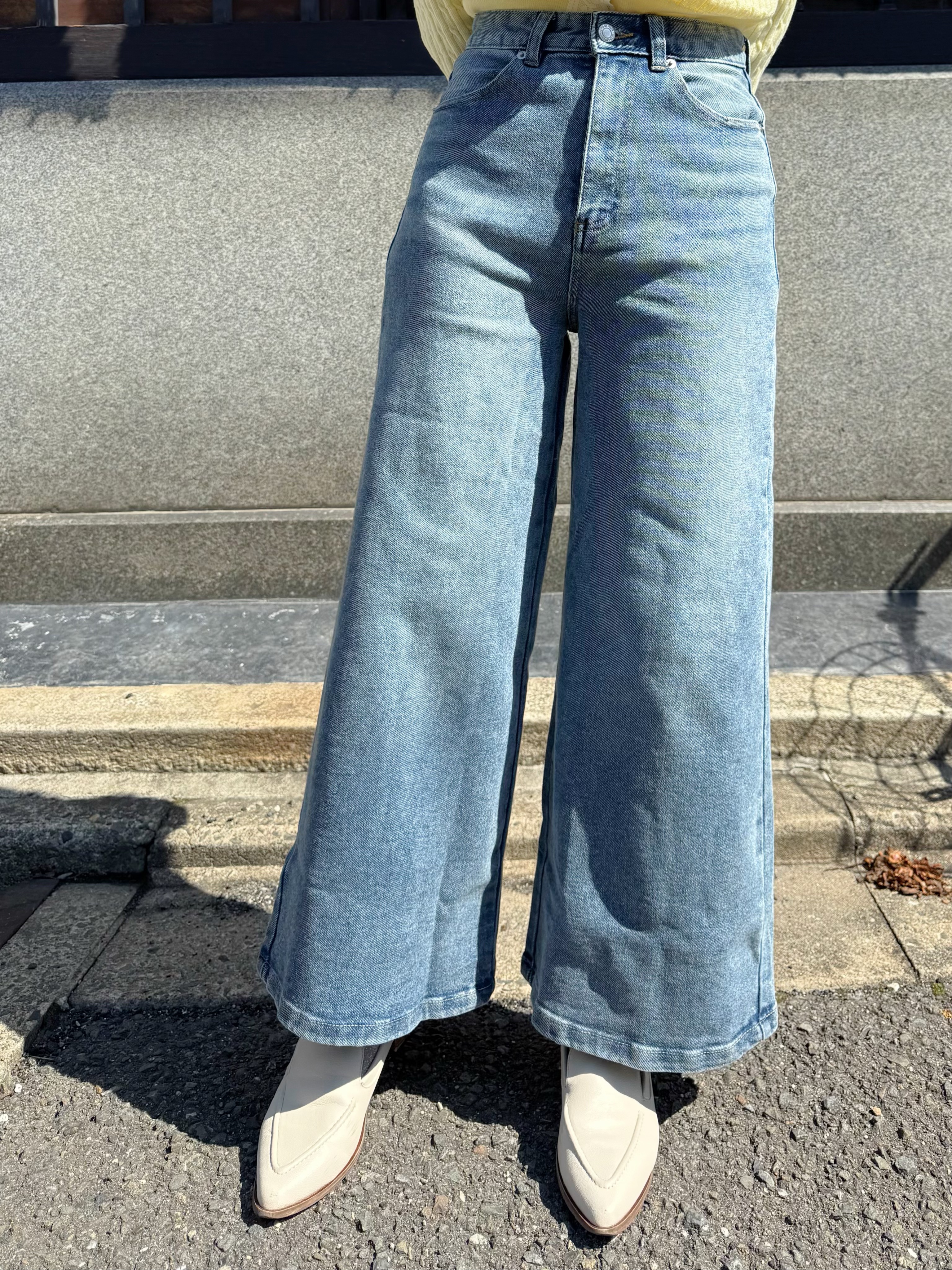 2色•闊腳洗水牛仔褲