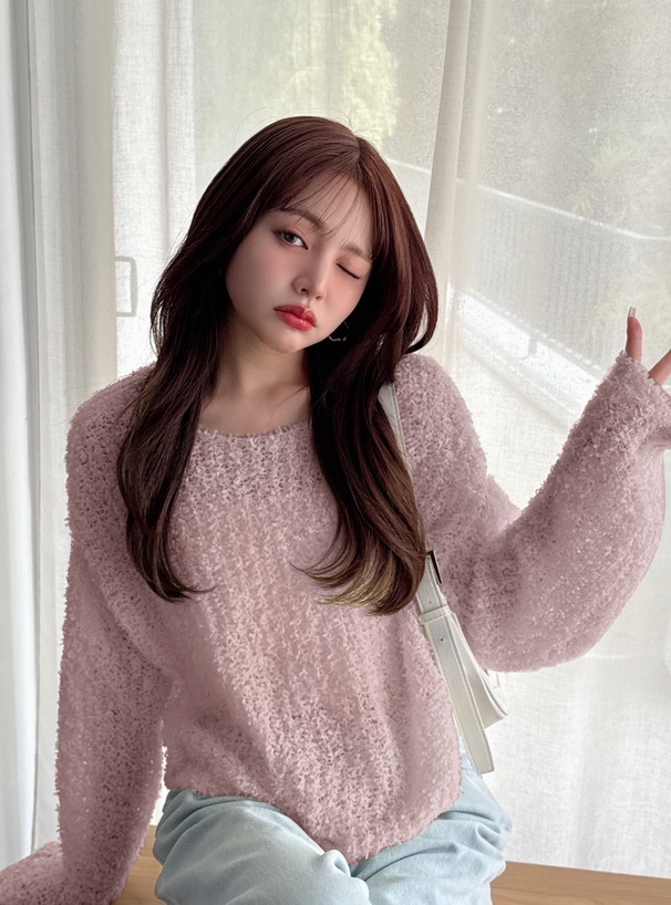 4色•寬領薄款糖果色上衣