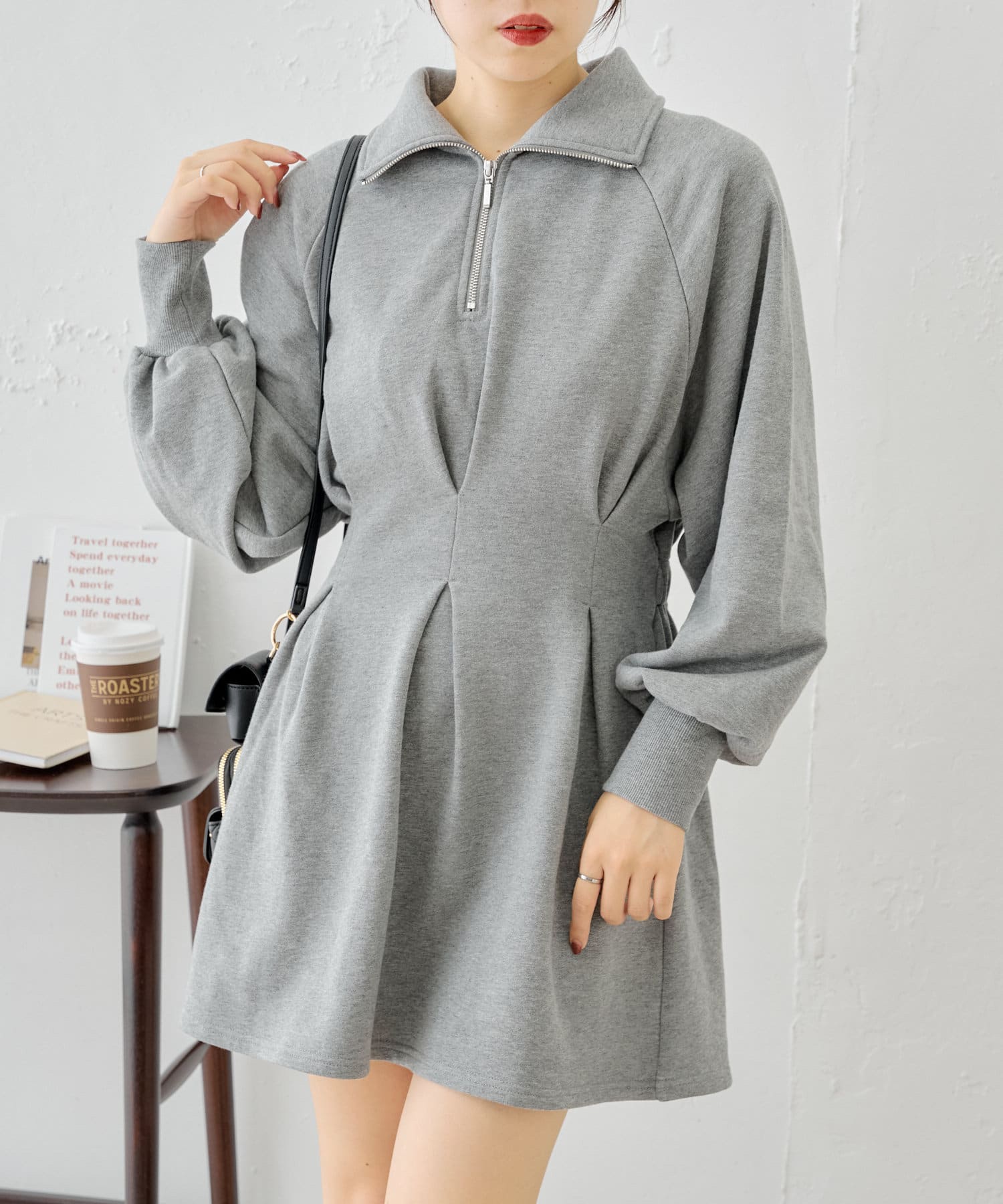 拉鍊領位衛衣連身裙
