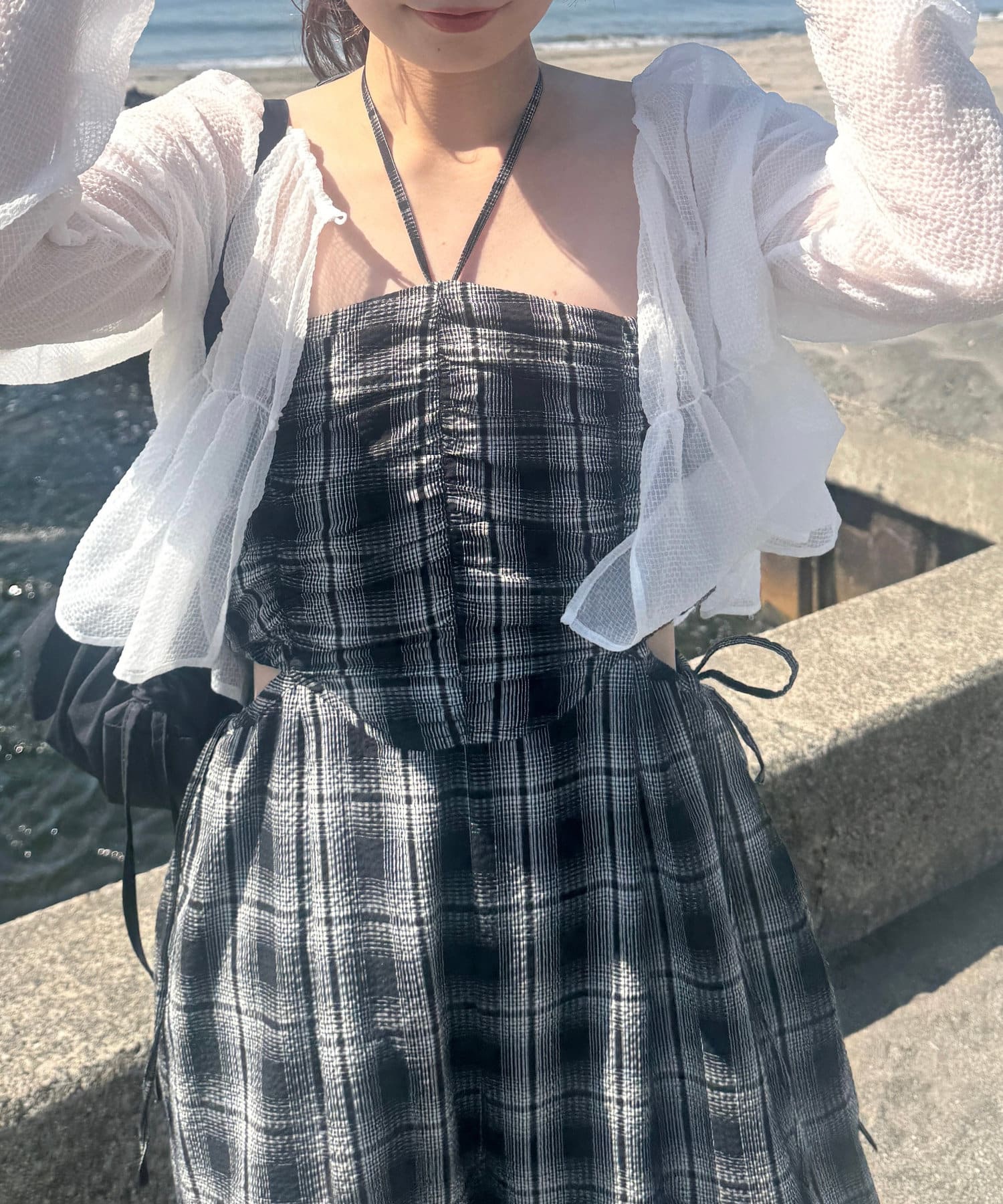 黑白格吊帶連身褲 + 髮圈套裝