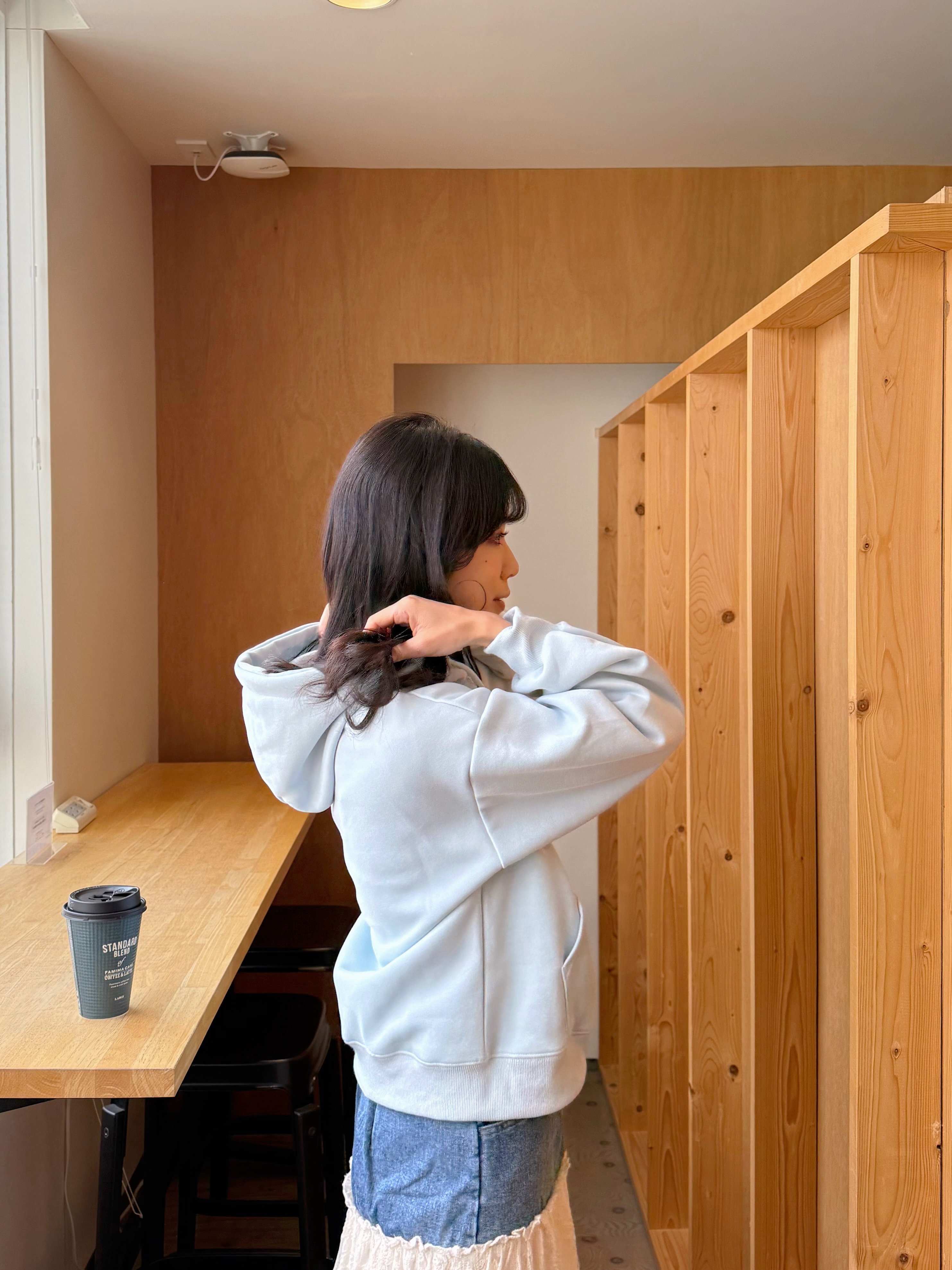 字母刺繡無加厚連帽衛衣