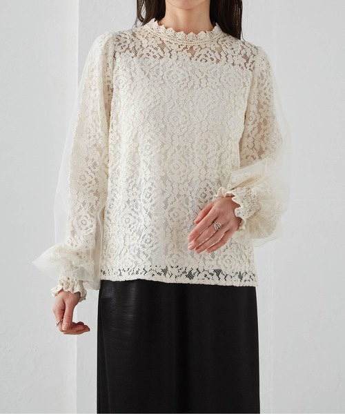 紗紗泡泡袖蕾絲上衣
