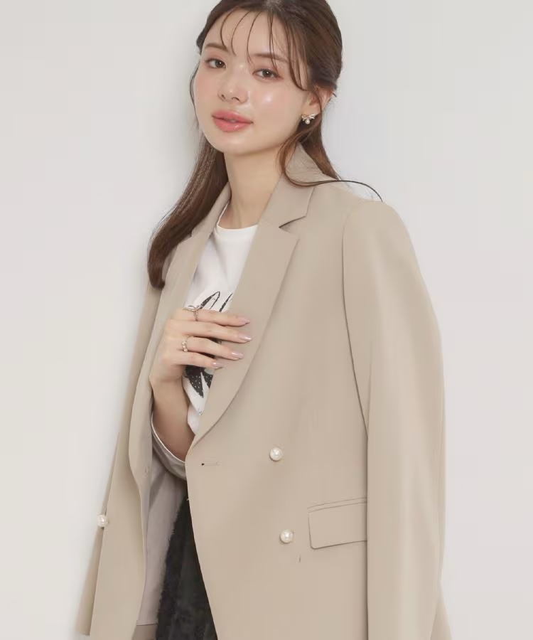 仿珍珠鈕扣西裝外套