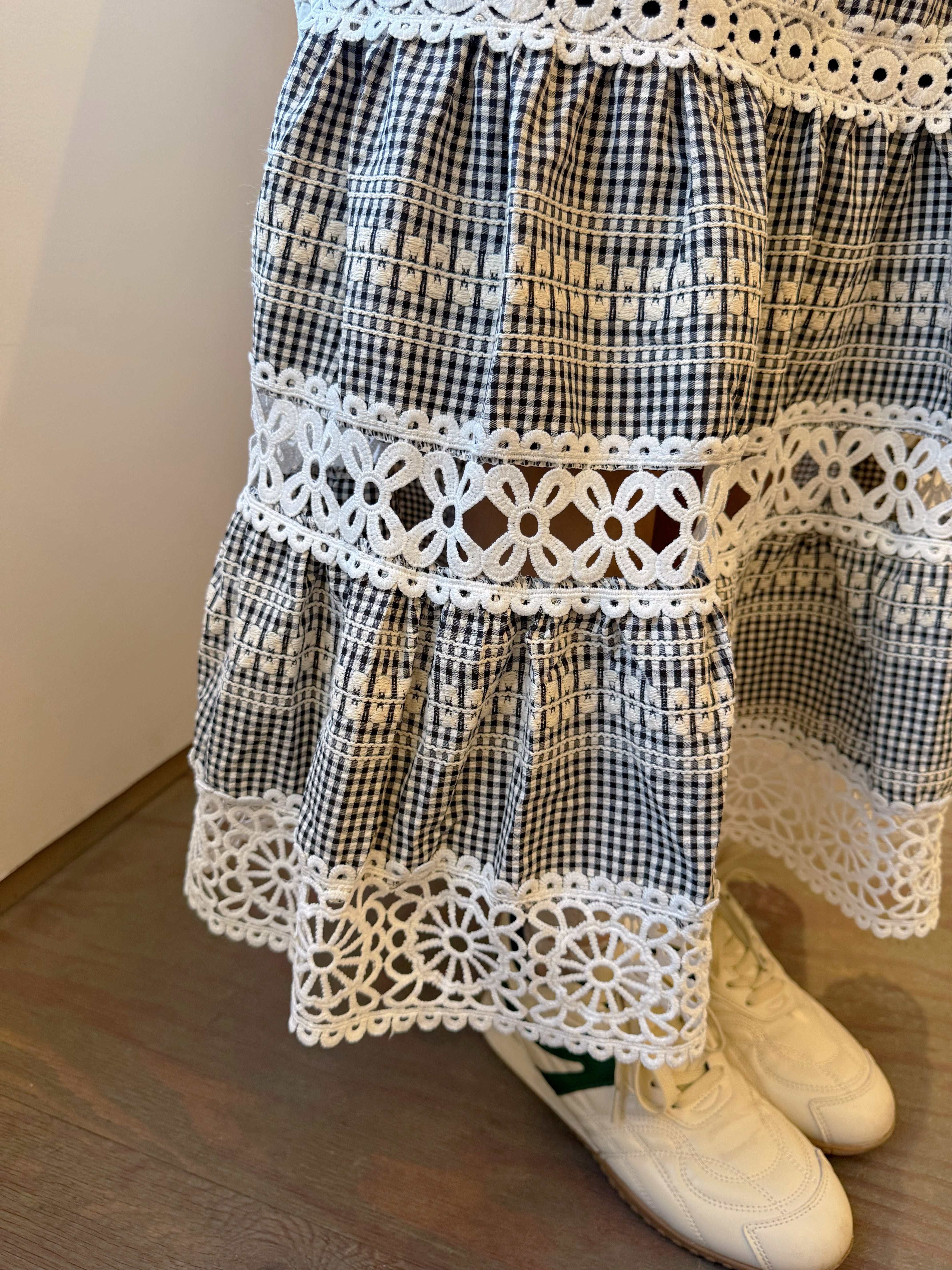 2色•蕾絲拼接雪紡半身裙