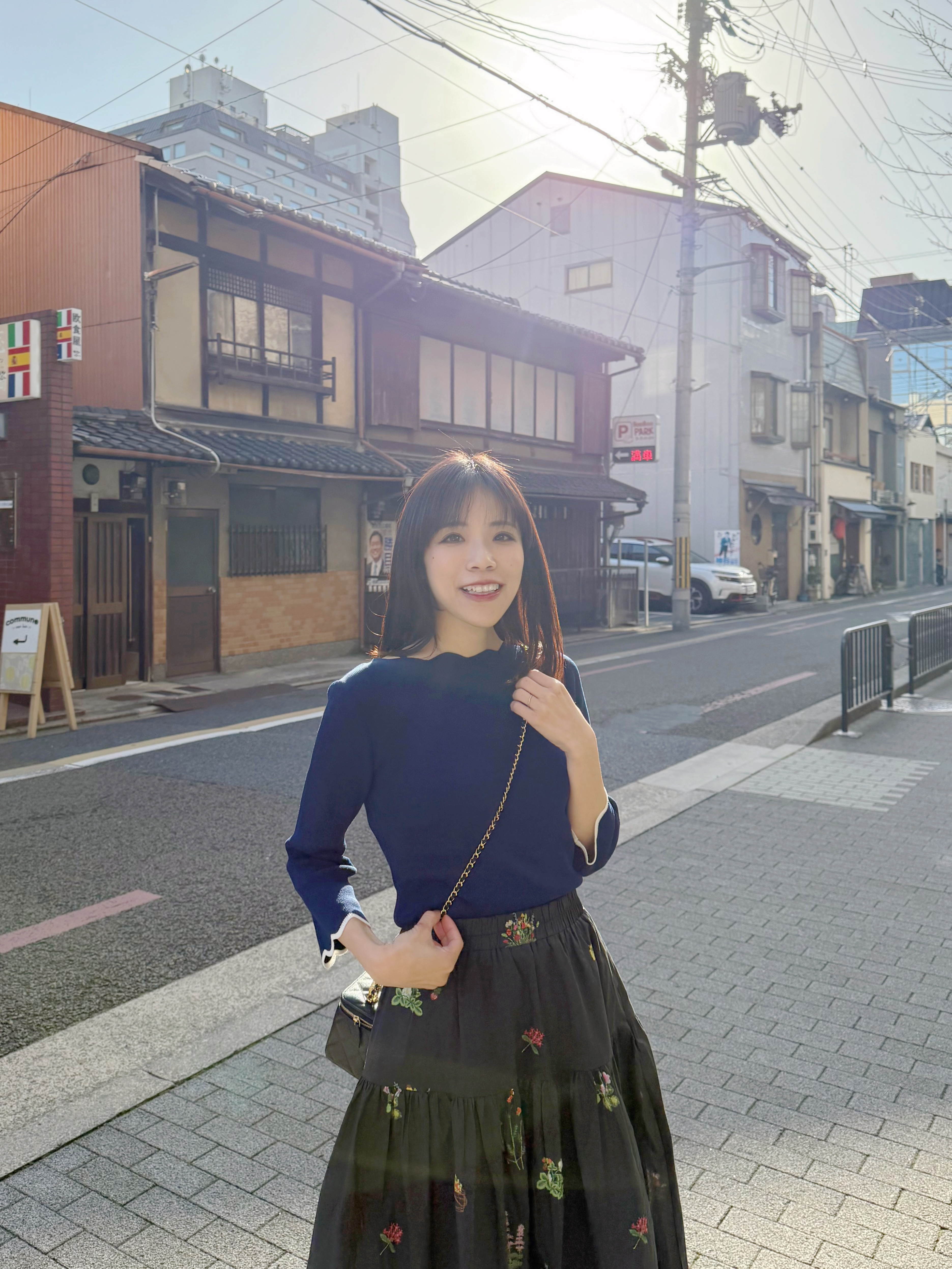 2色•拼色7分袖波浪邊針織上衣