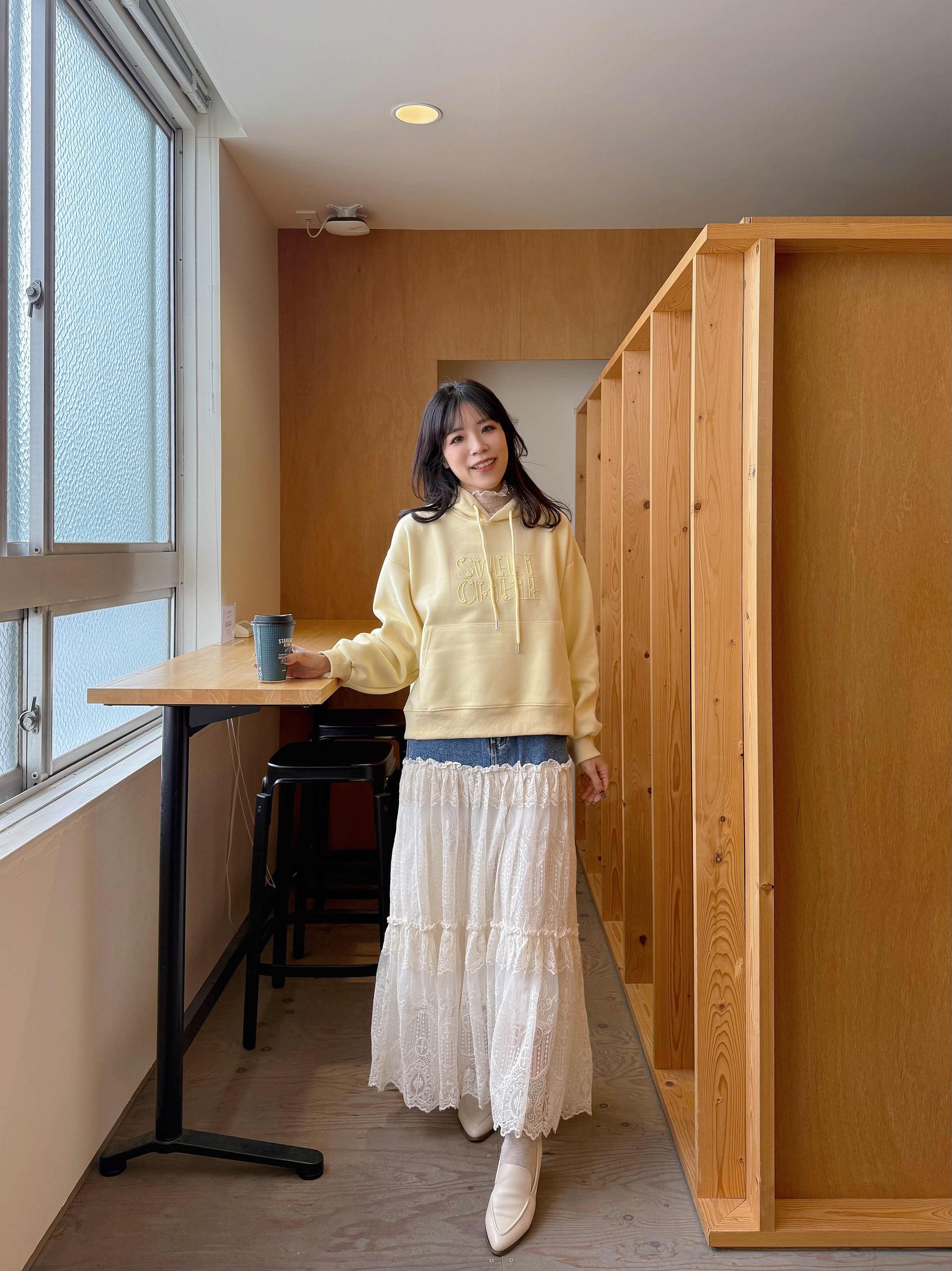 字母刺繡無加厚連帽衛衣