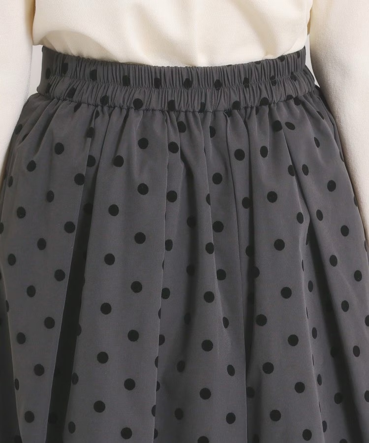 植絨波點A line半身裙