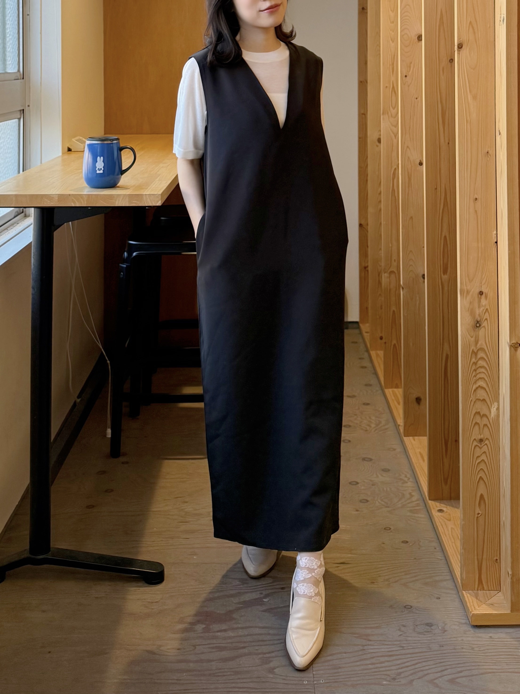 V領有袋雪紡背心連身裙