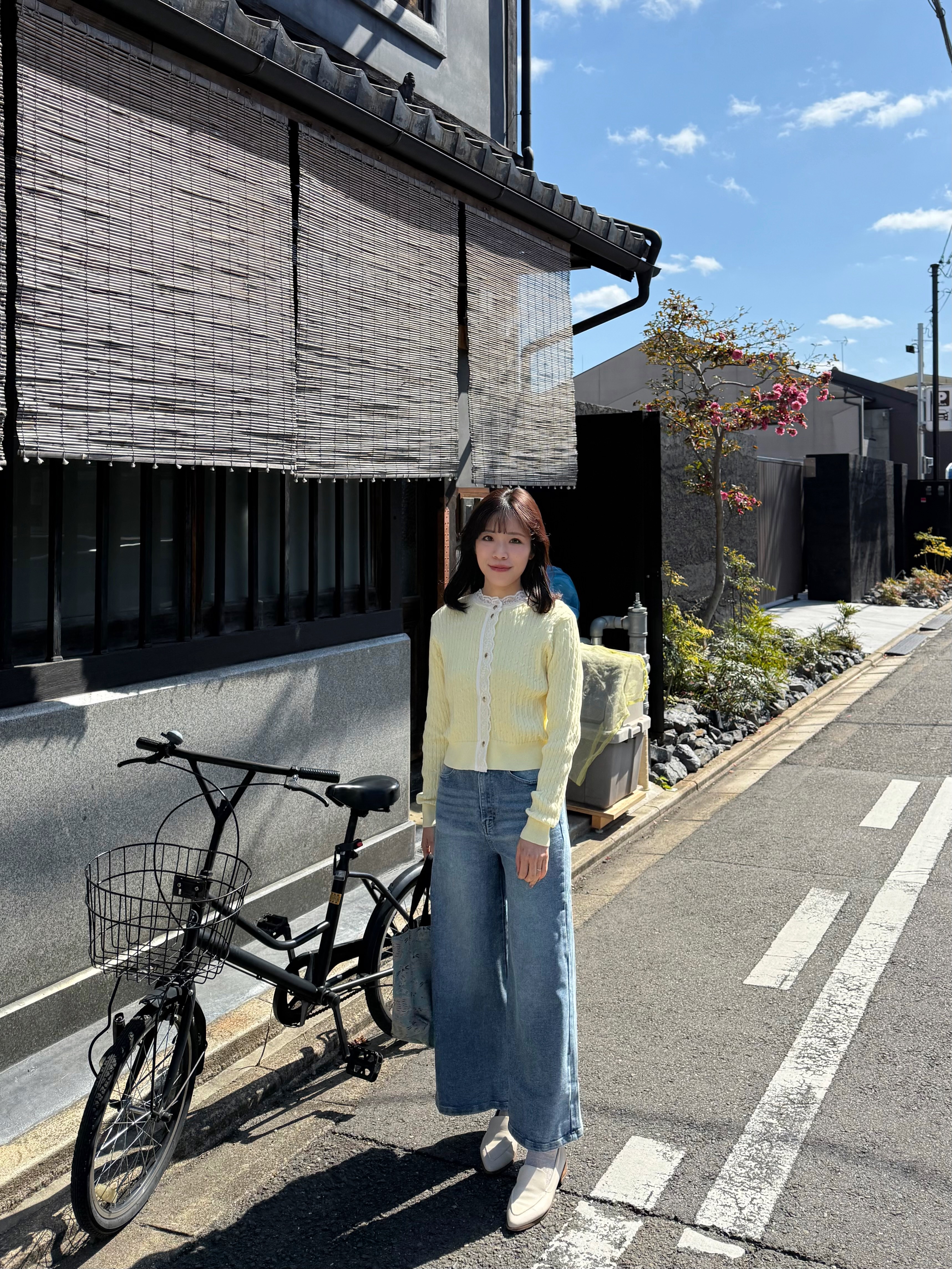 3色•蕾絲企領麻花針織外套