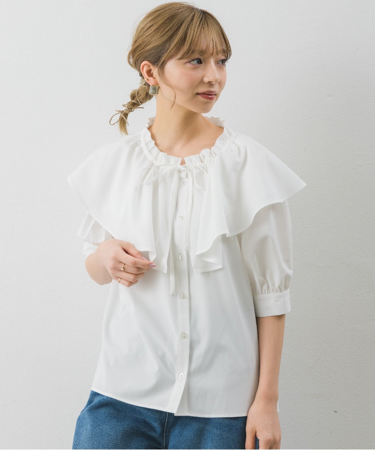 Sale•白色大領雪紡恤衫