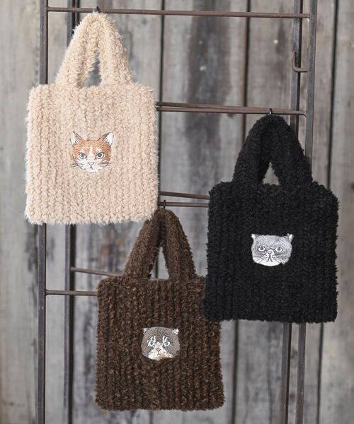 3色•Size F•貓咪刺繡羊羔絨手袋