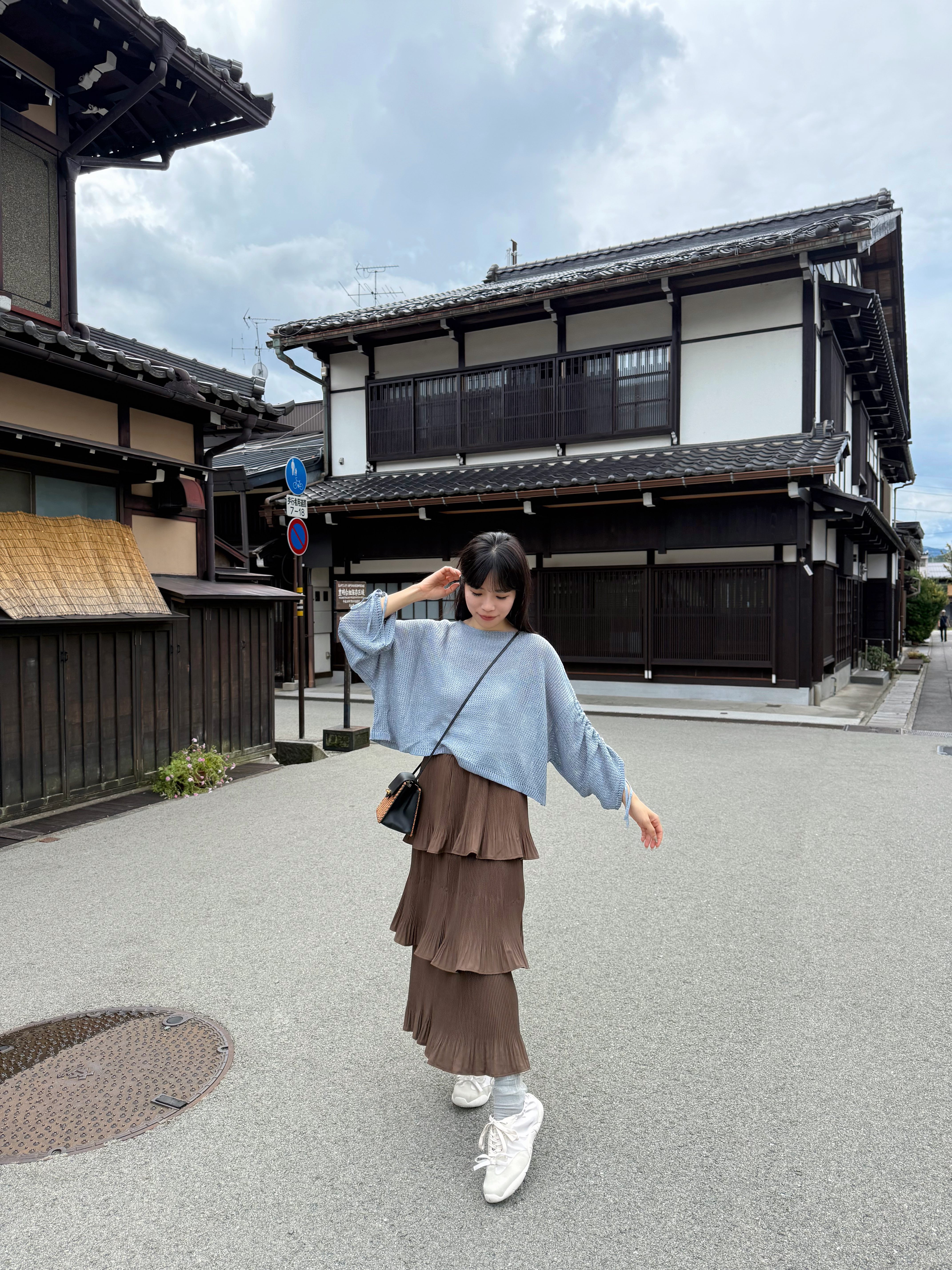 百褶波浪層次半身裙