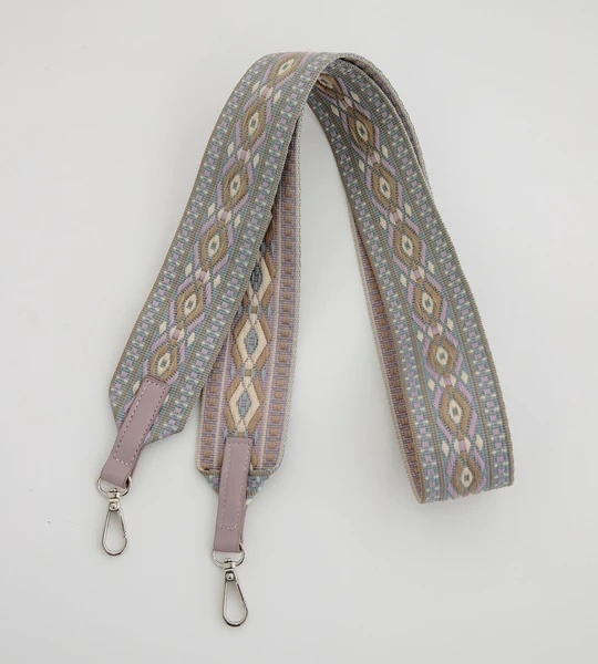 藤編刺繡斜孭帶小袋