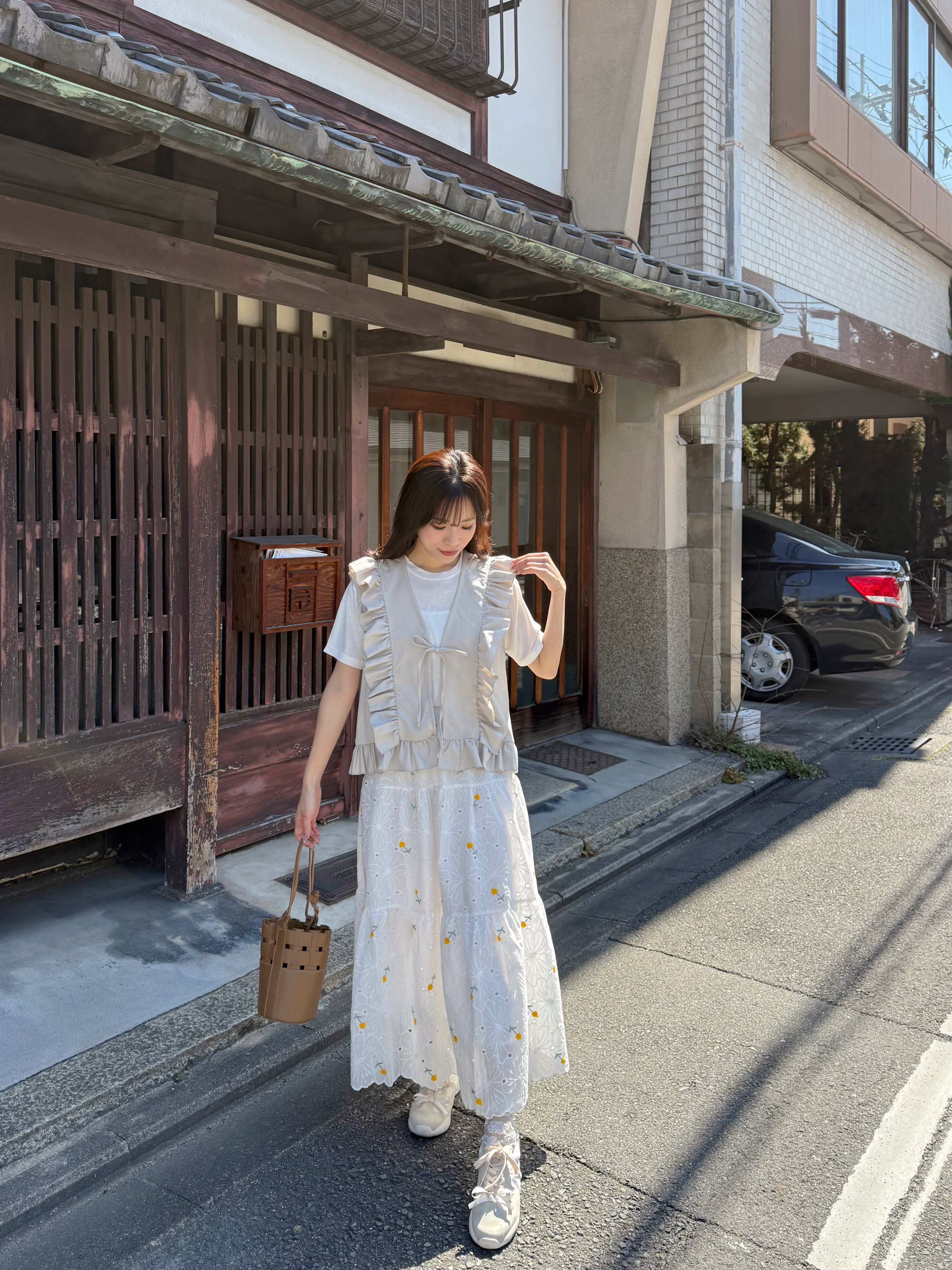 2色•波浪邊蝴蝶結背心