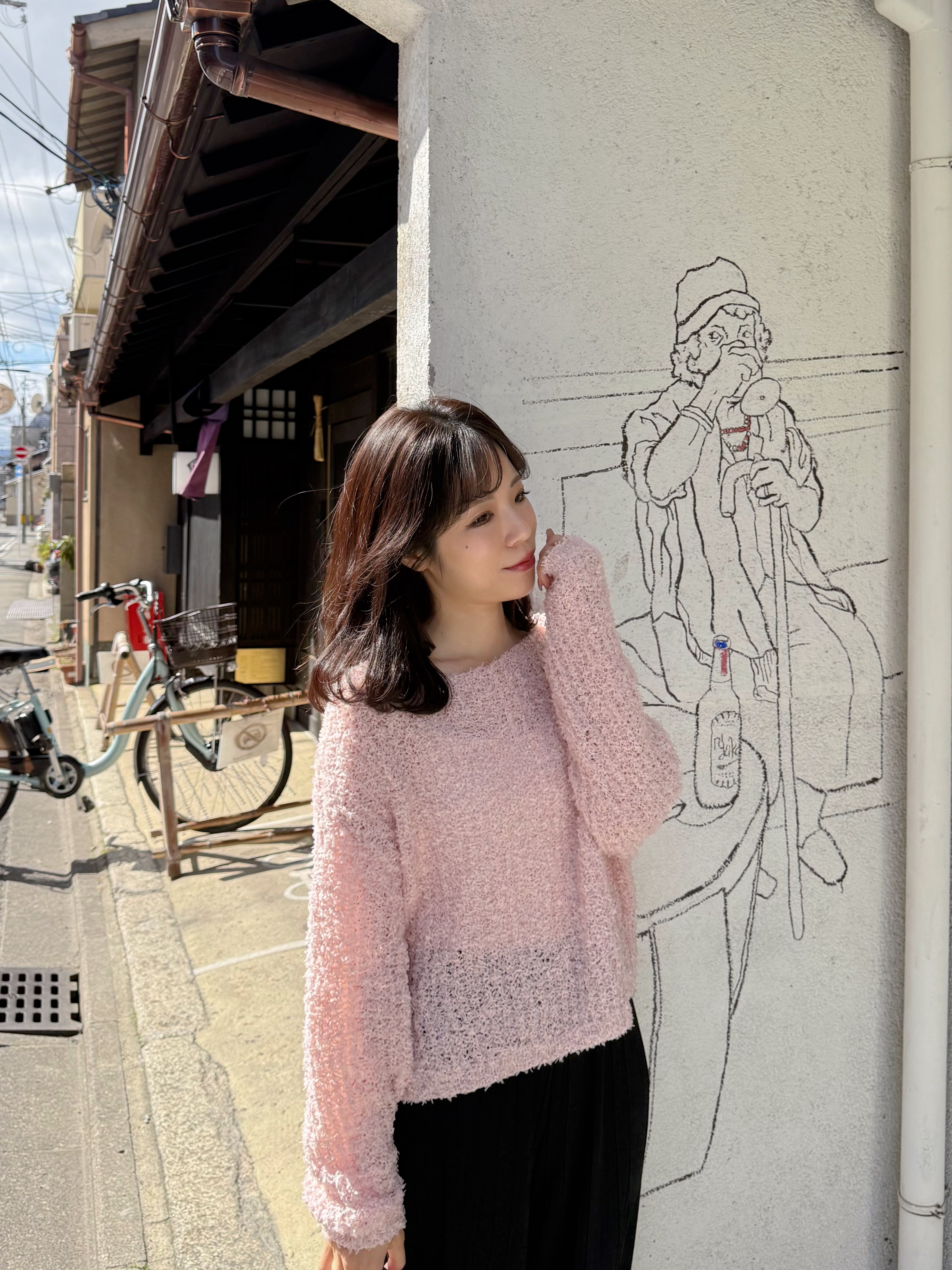 4色•寬領薄款糖果色上衣