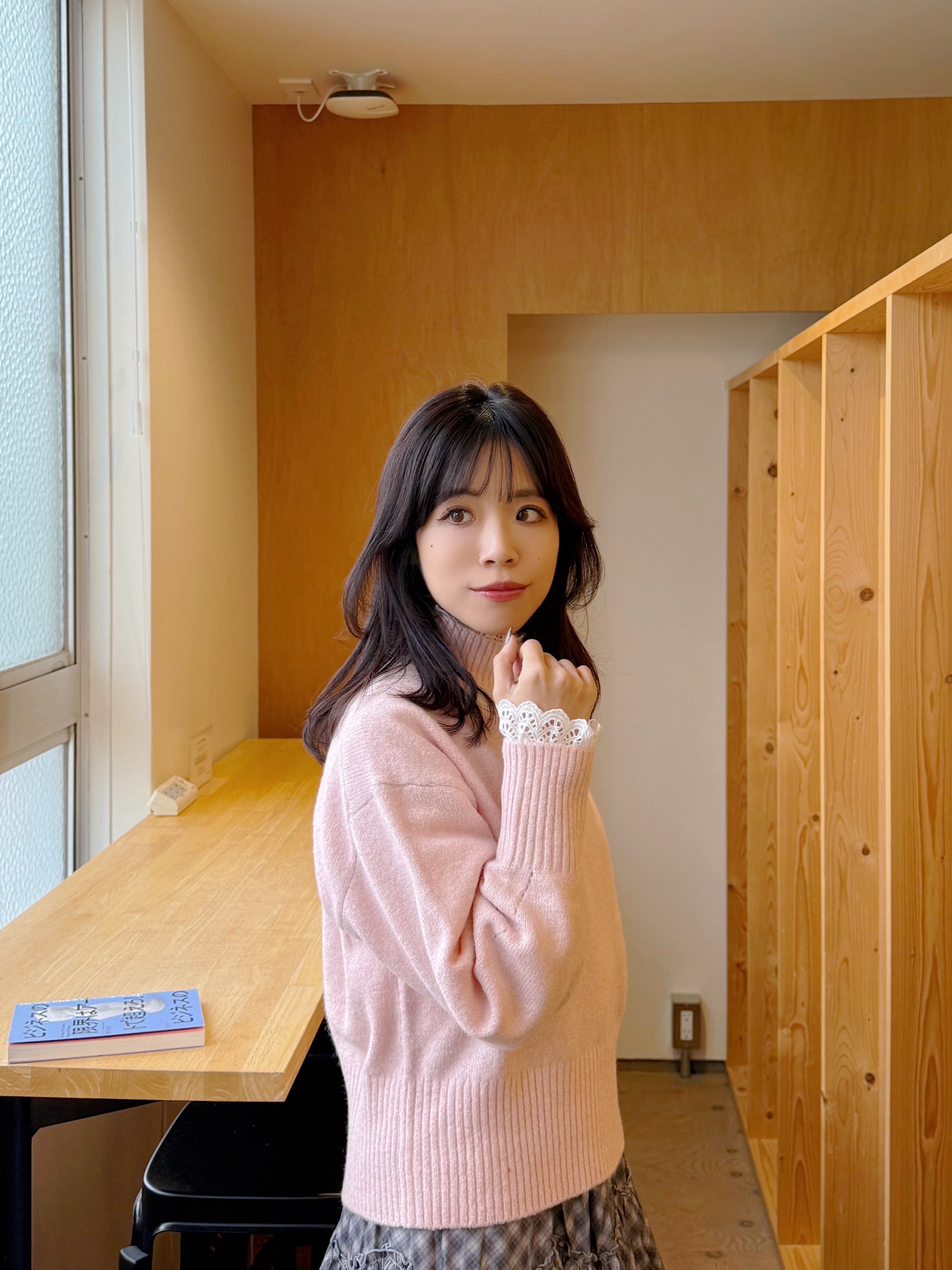 5色•閃閃企領柔軟冷衫上衣