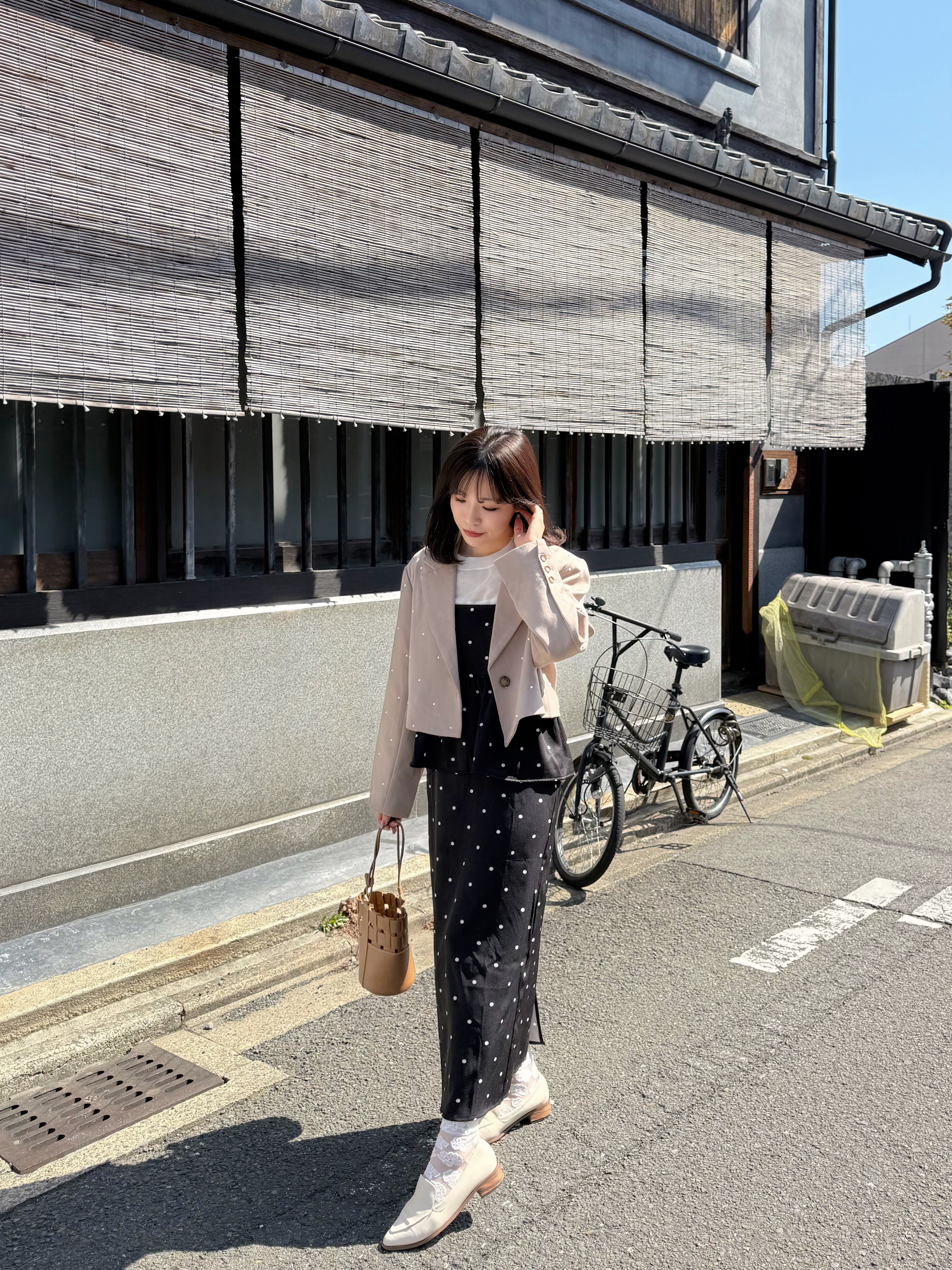 2色•珍珠點點短款西裝外套