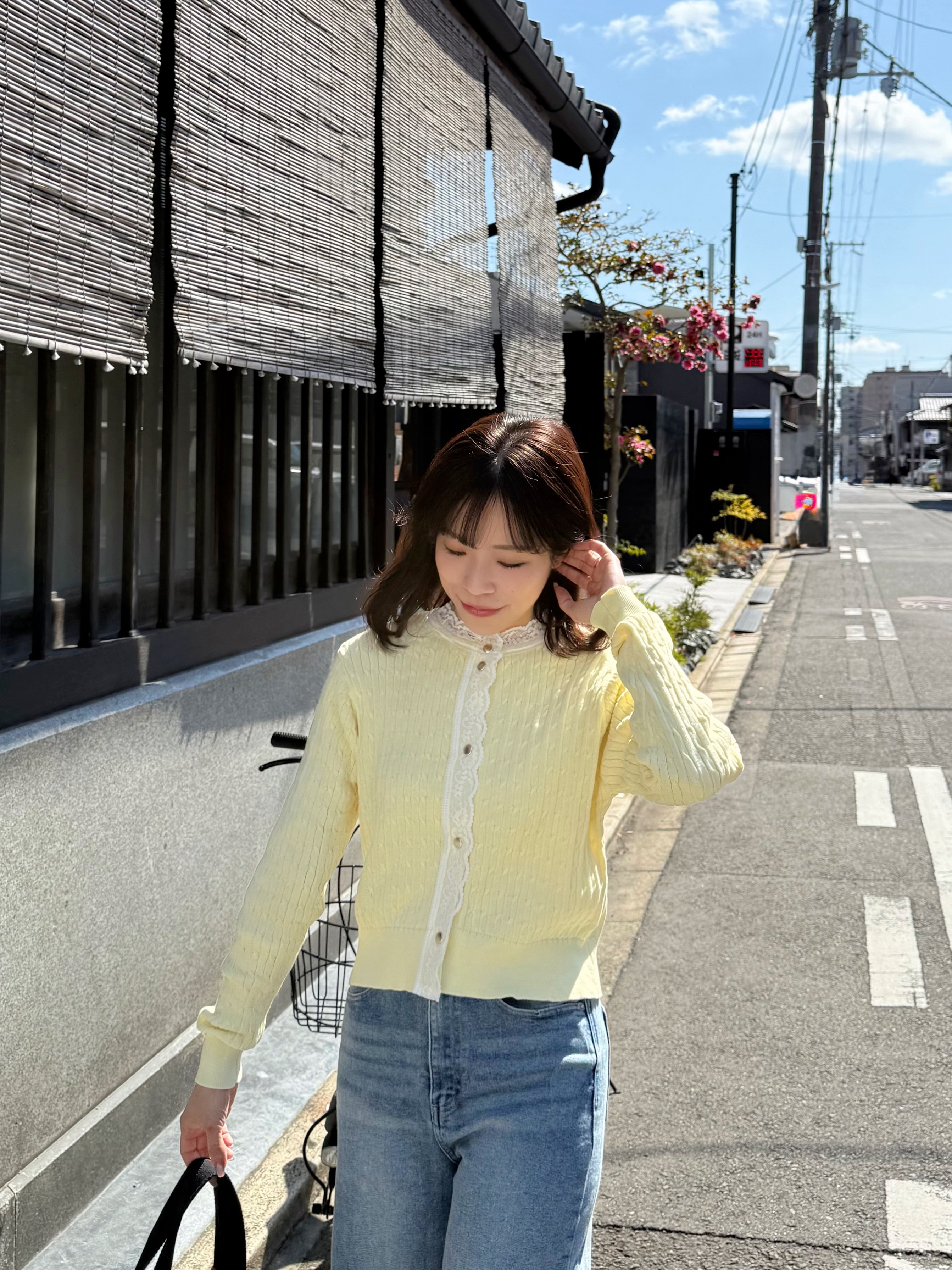 3色•蕾絲企領麻花針織外套