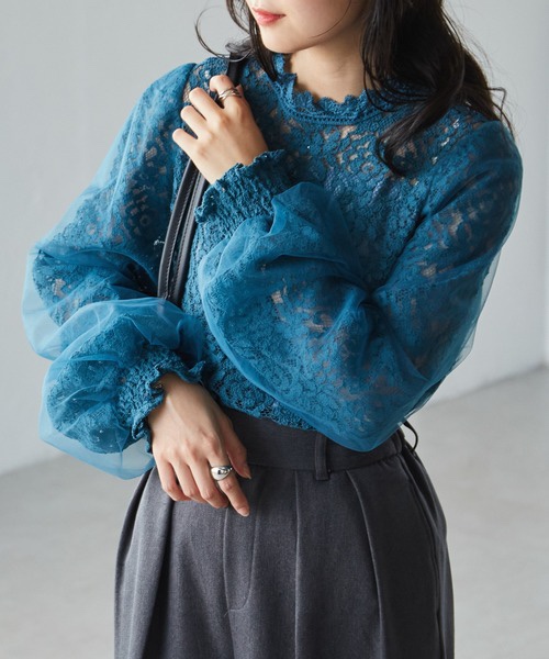 紗紗泡泡袖蕾絲上衣