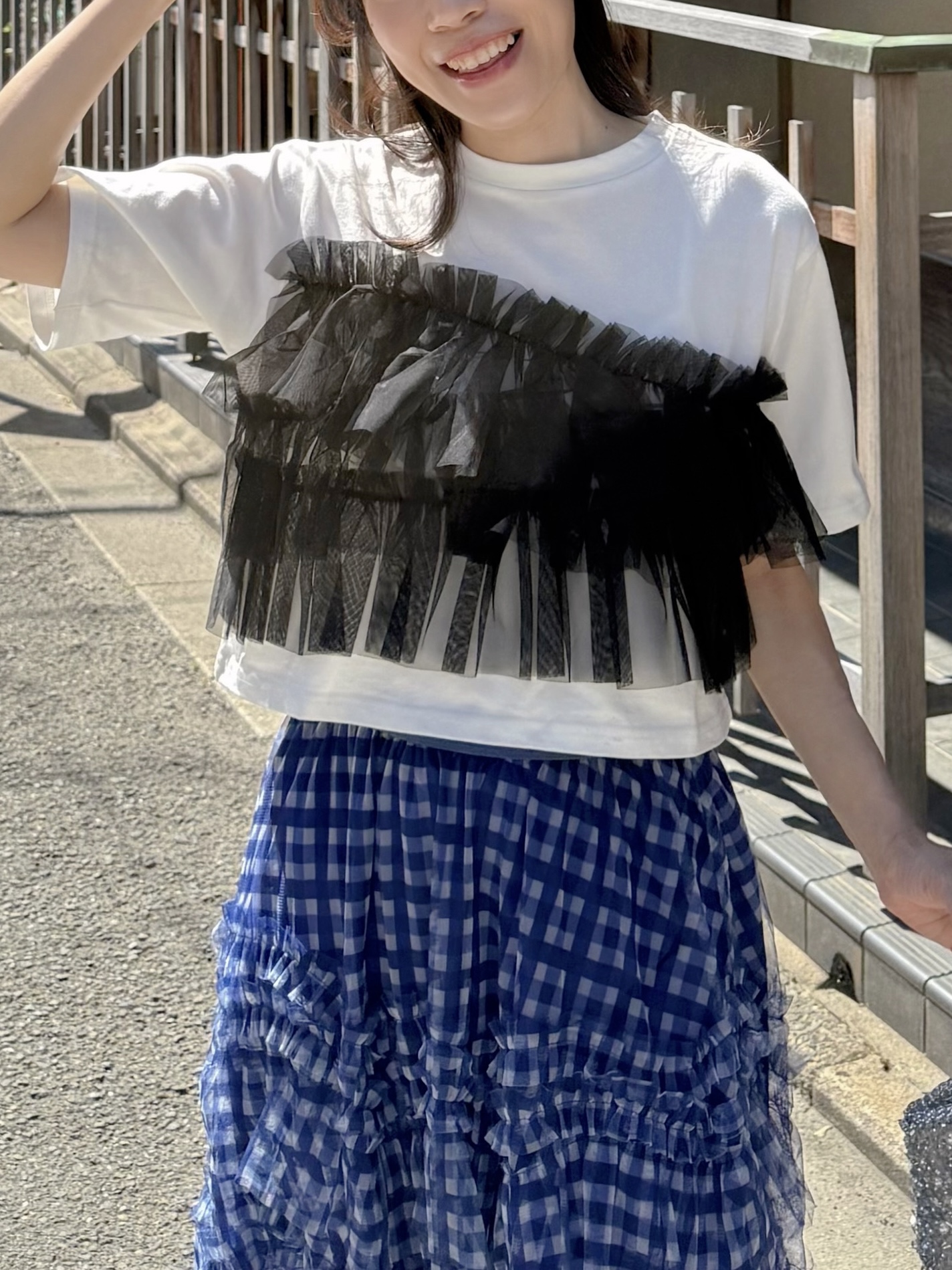 黑紗紗拼綿Tee