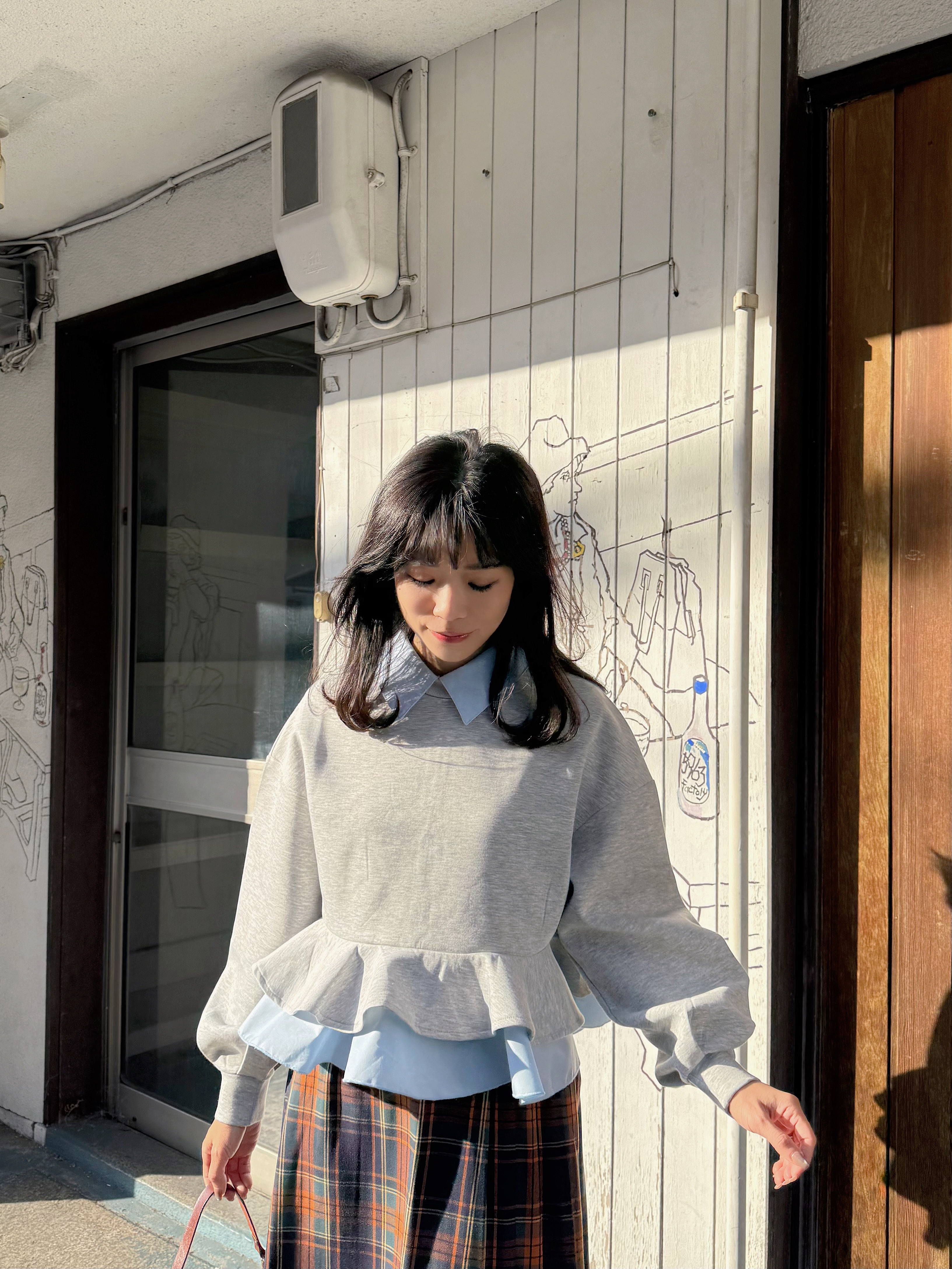 3色•恤衫領拼傘尾衞衣