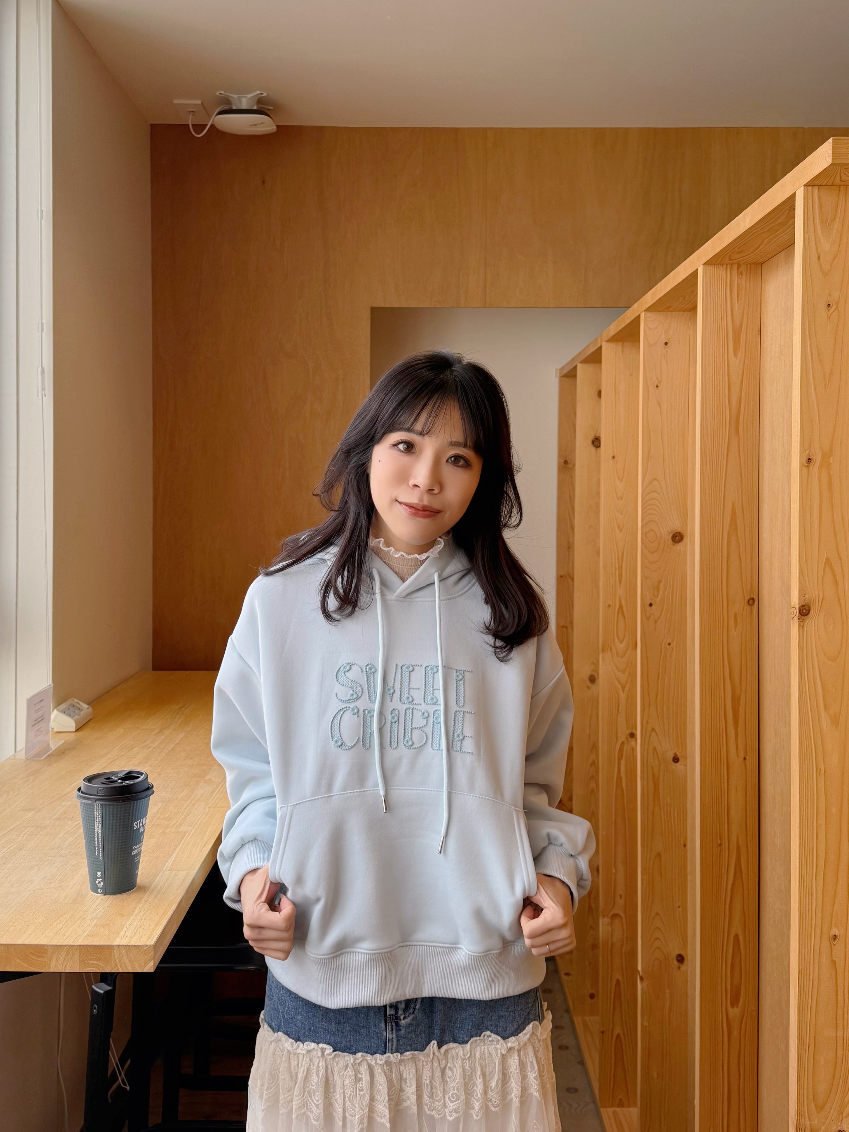 字母刺繡無加厚連帽衛衣