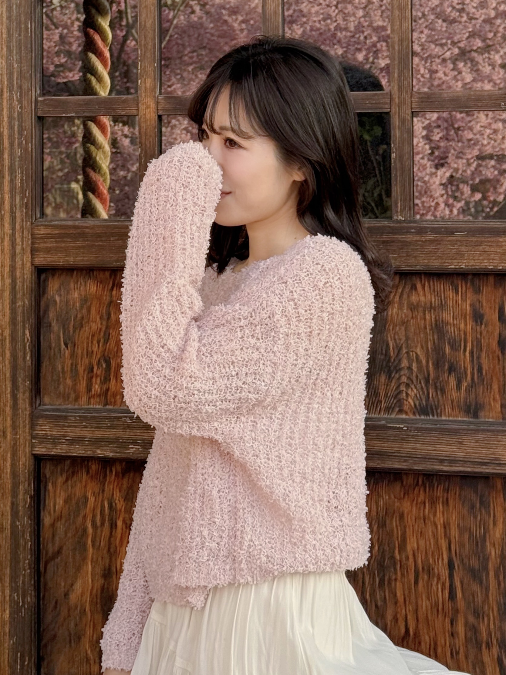 4色•寬領薄款糖果色上衣