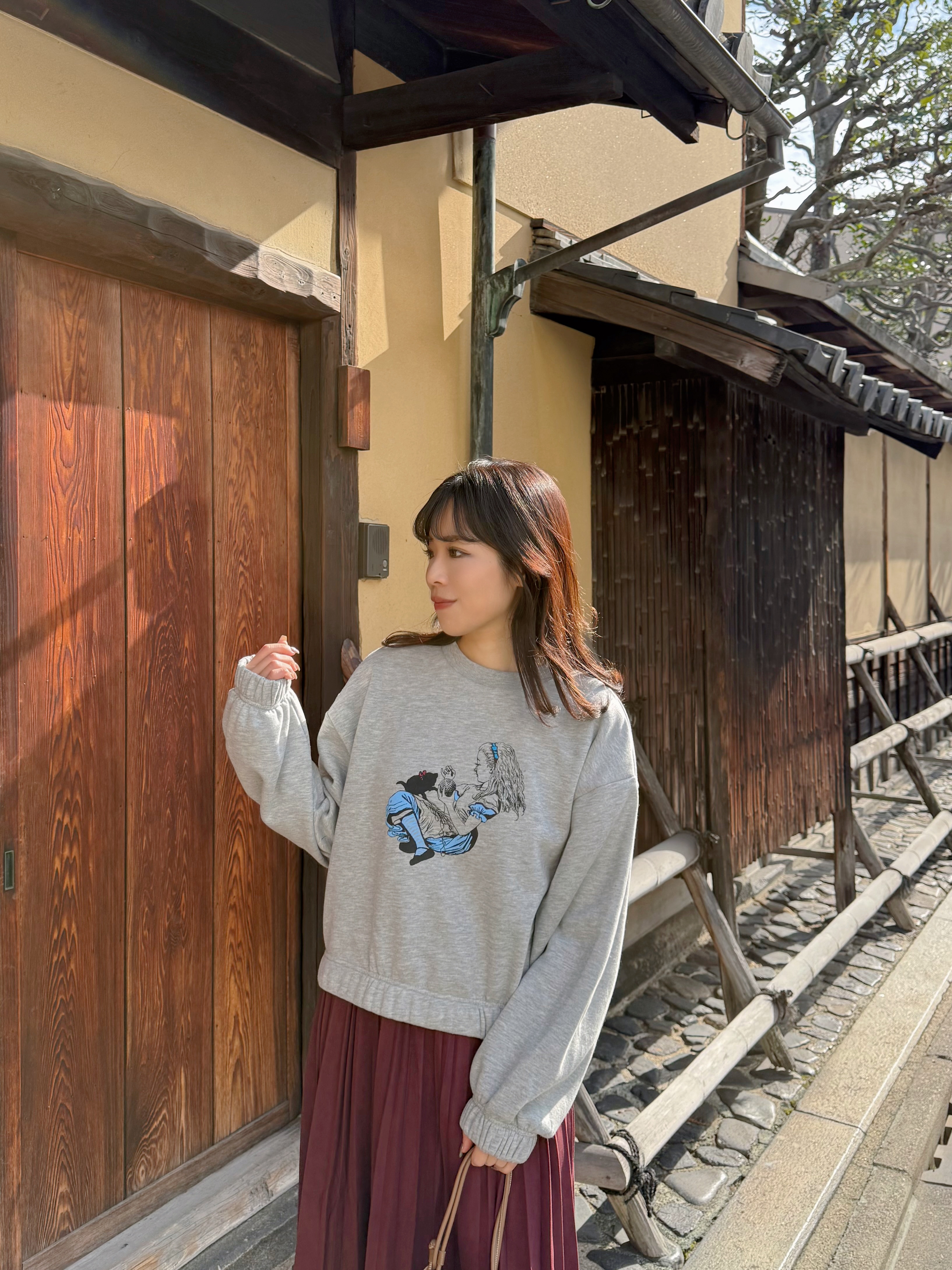 2色•Alice裡裹綿衛衣