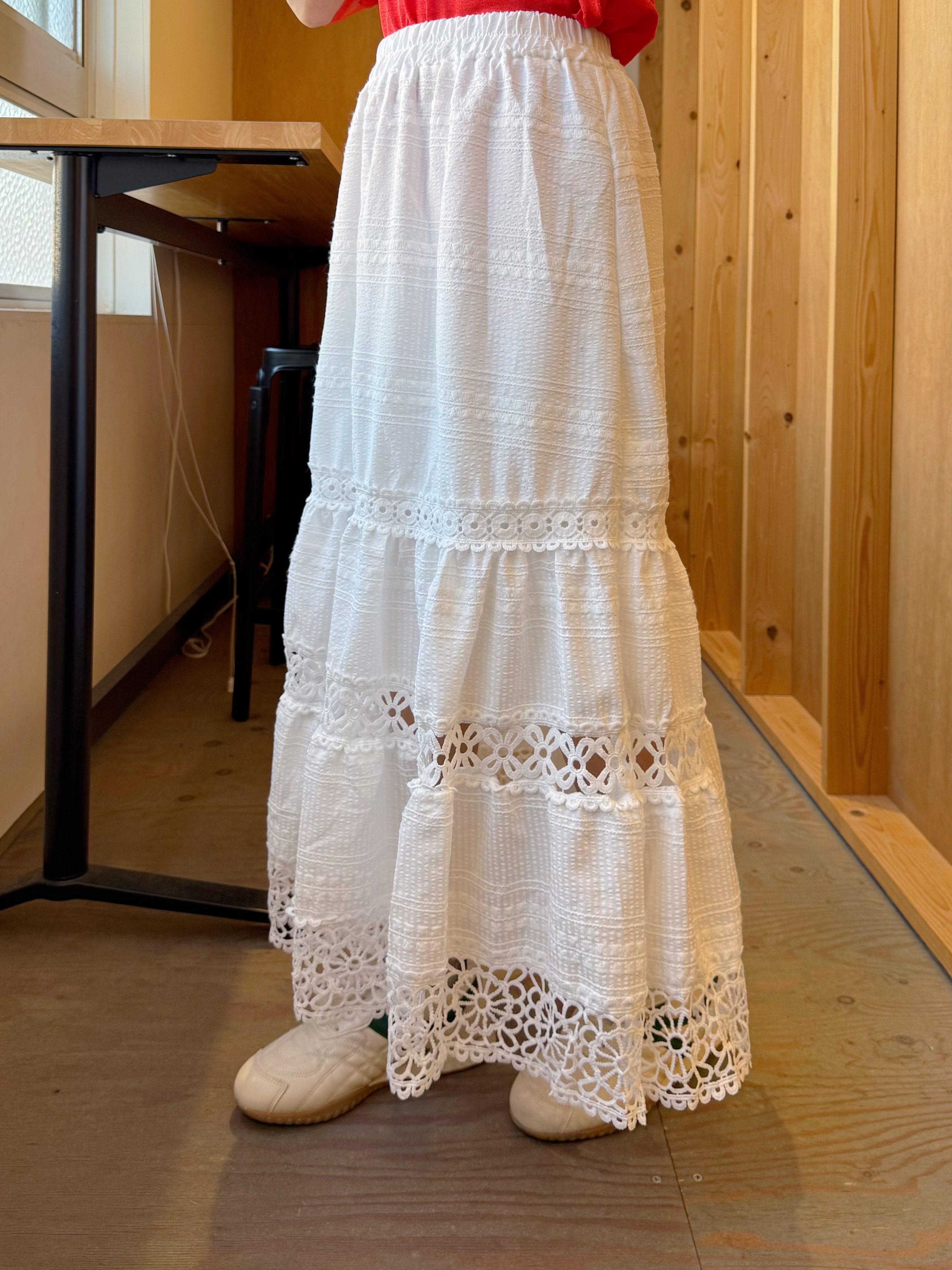 2色•蕾絲拼接雪紡半身裙