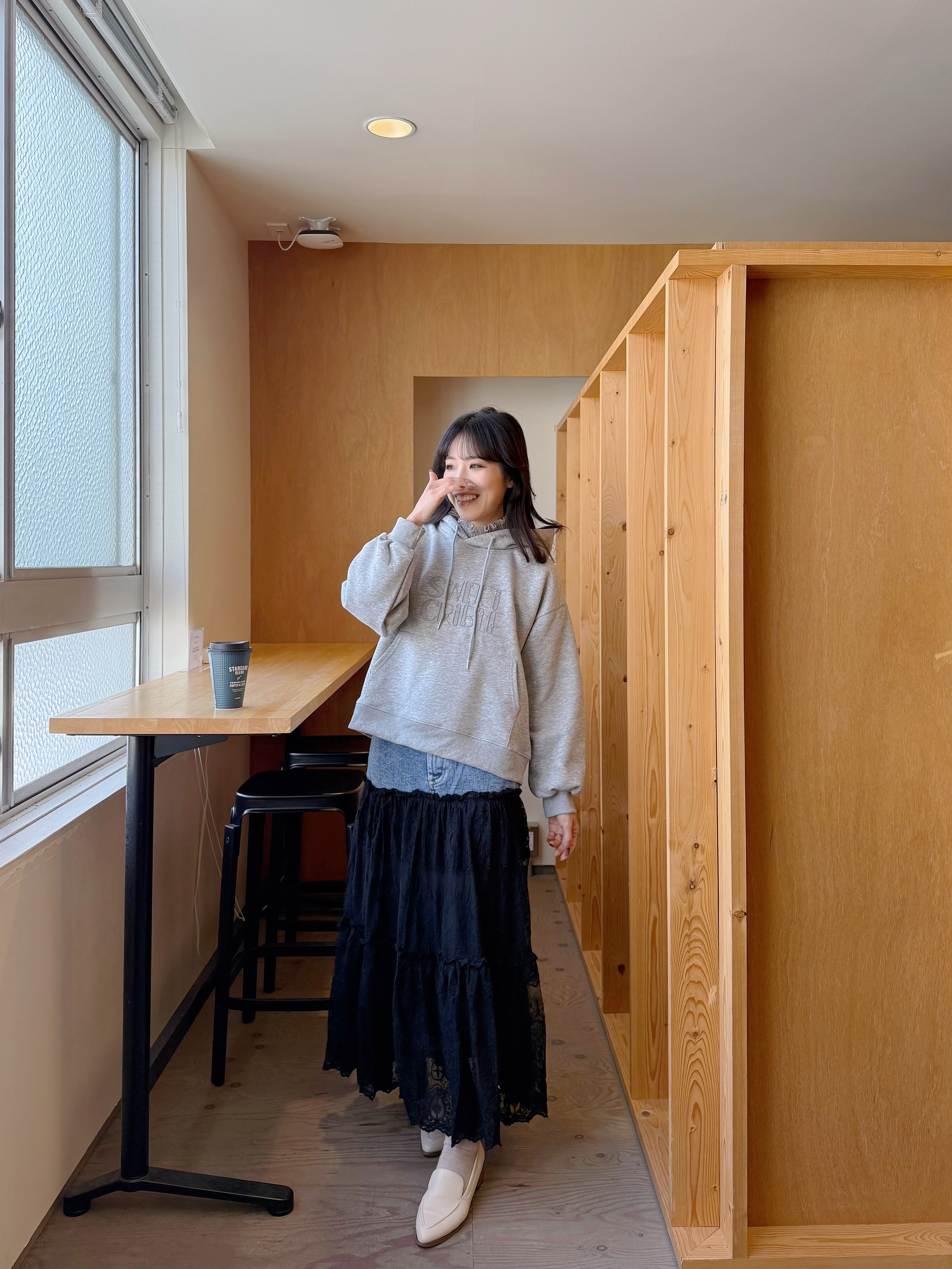 字母刺繡無加厚連帽衛衣