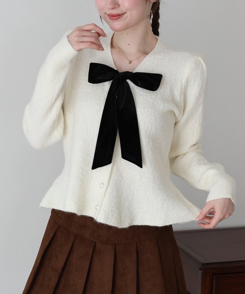 3色•Size M•絲絨蝴蝶結傘擺金線針織外套