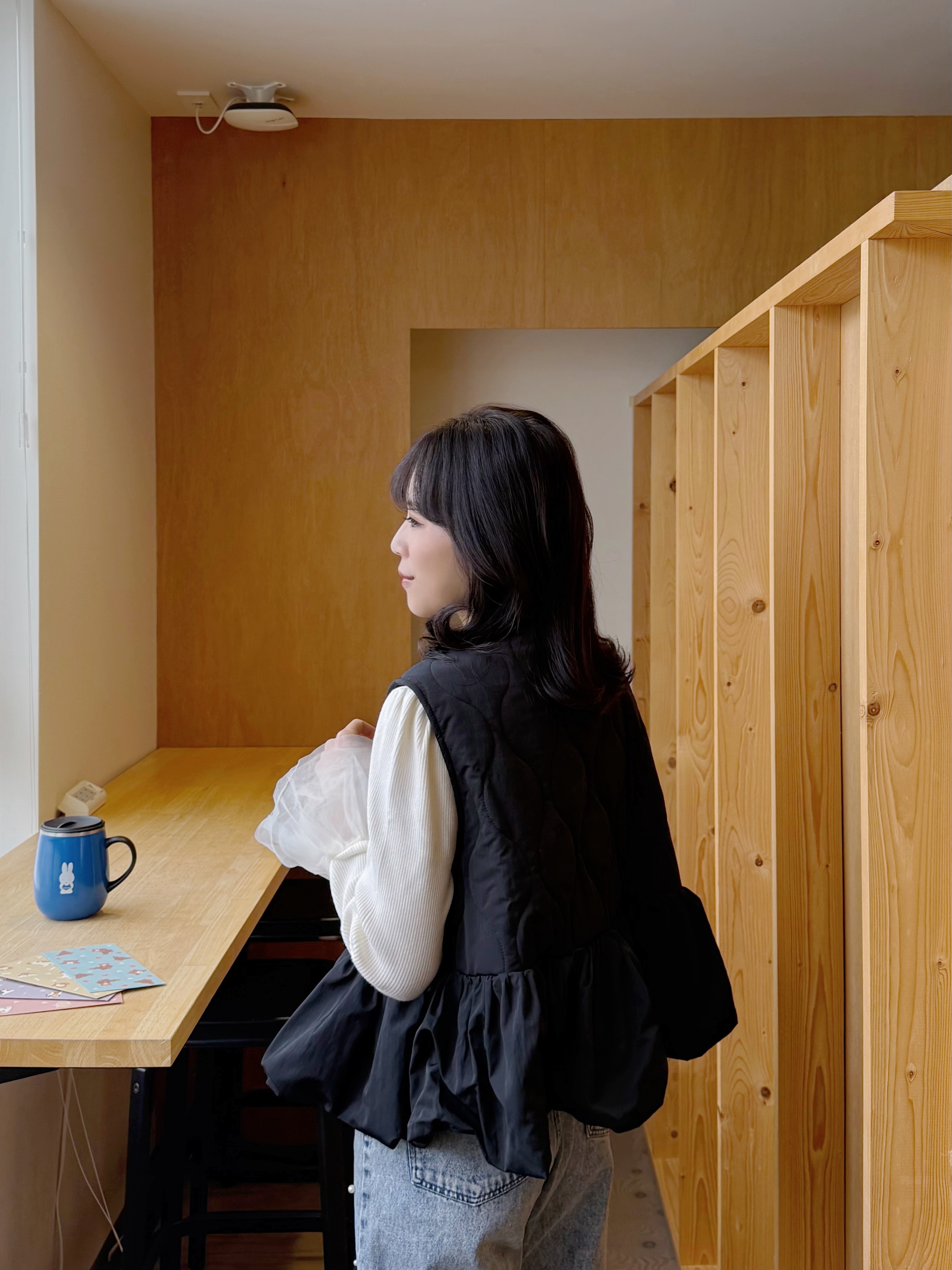 SpecialPrice•3色•波浪紋夾綿傘擺背心外套