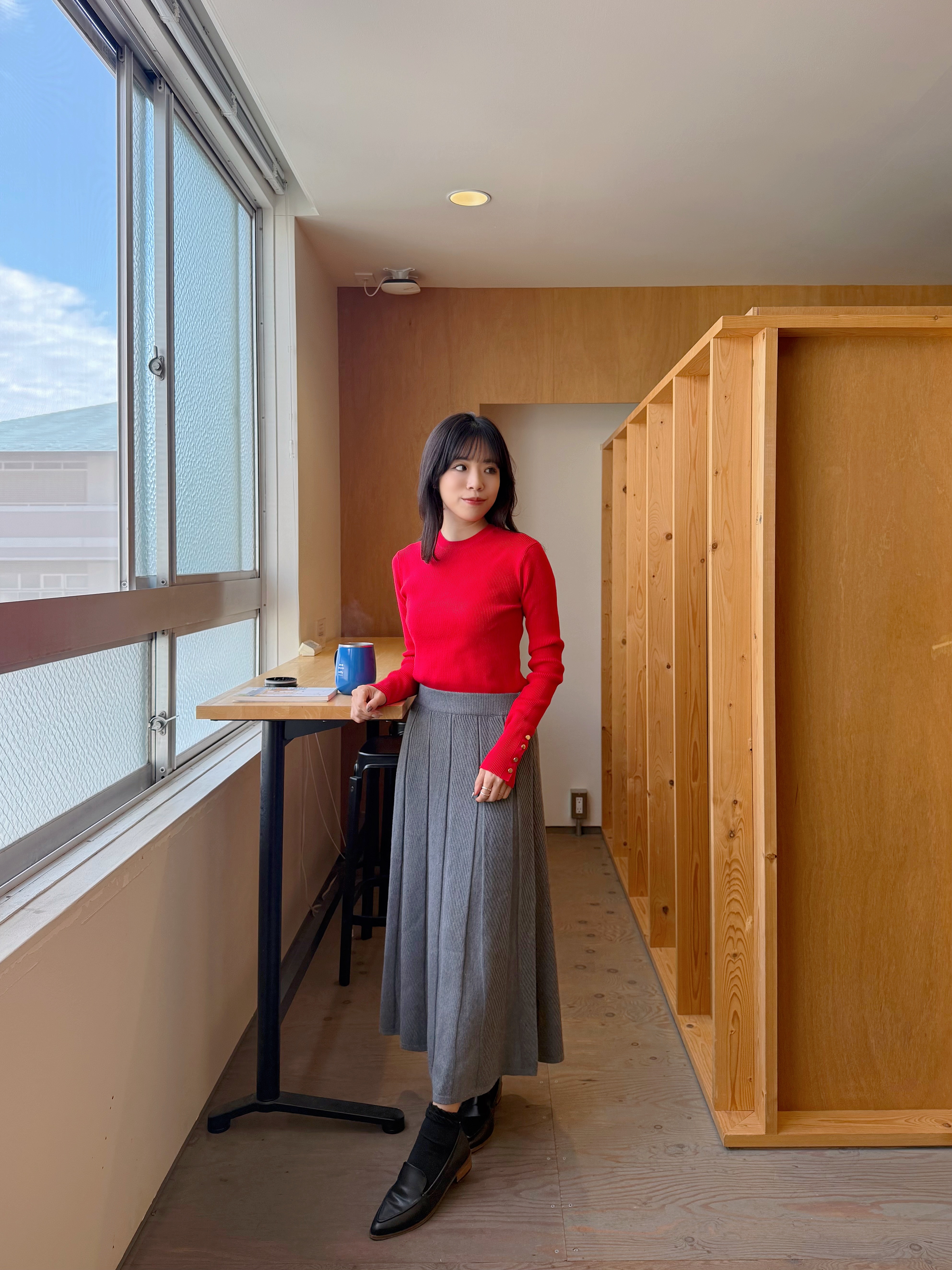 16色•金扣手袖圓領針織上衣