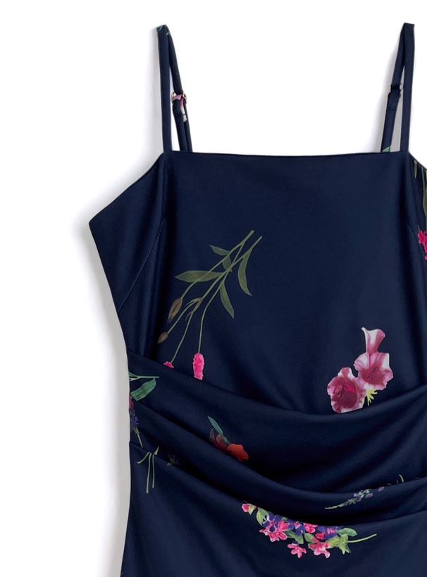 連身裙