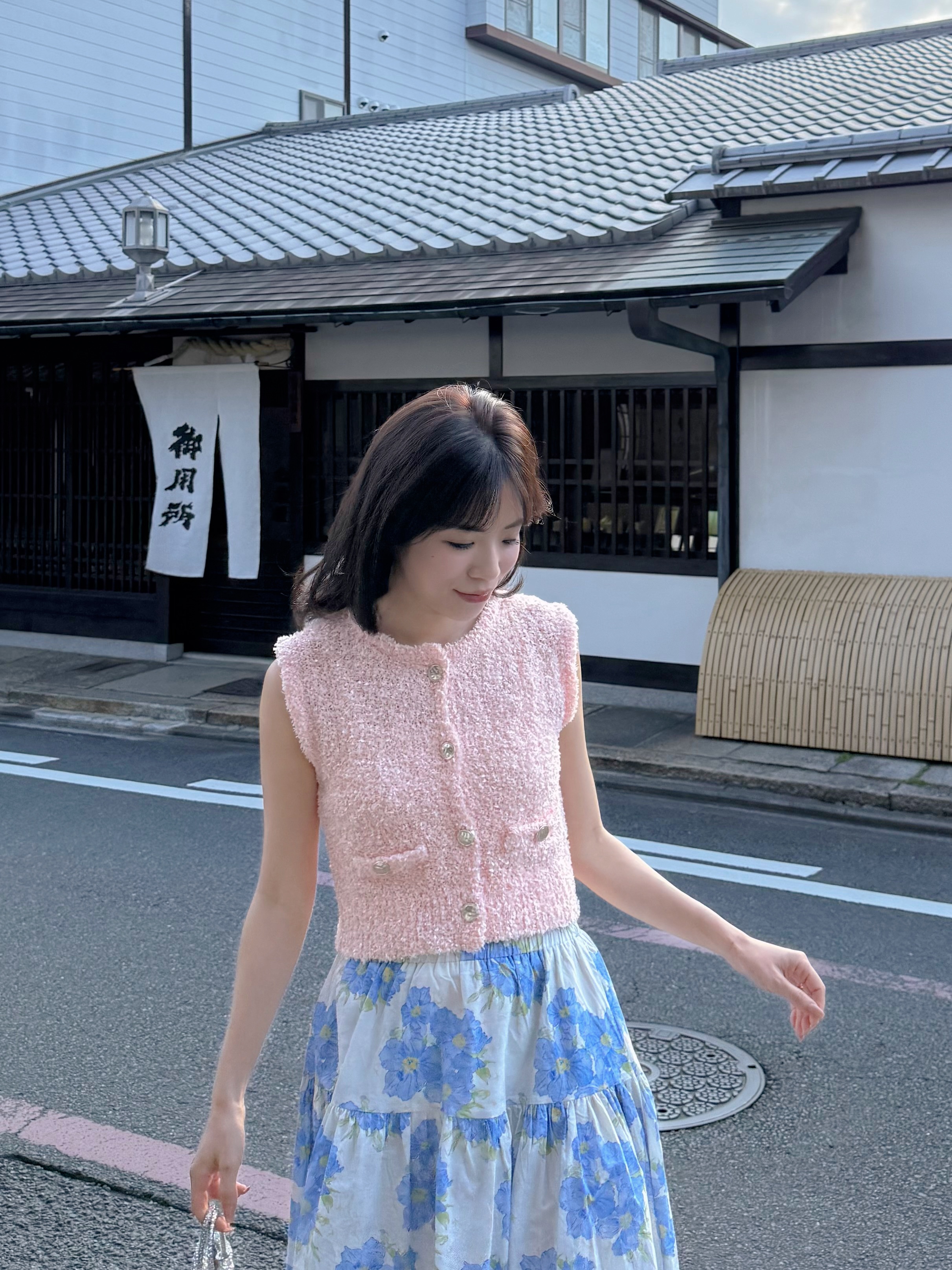 淡粉色銀扣Tweed背心