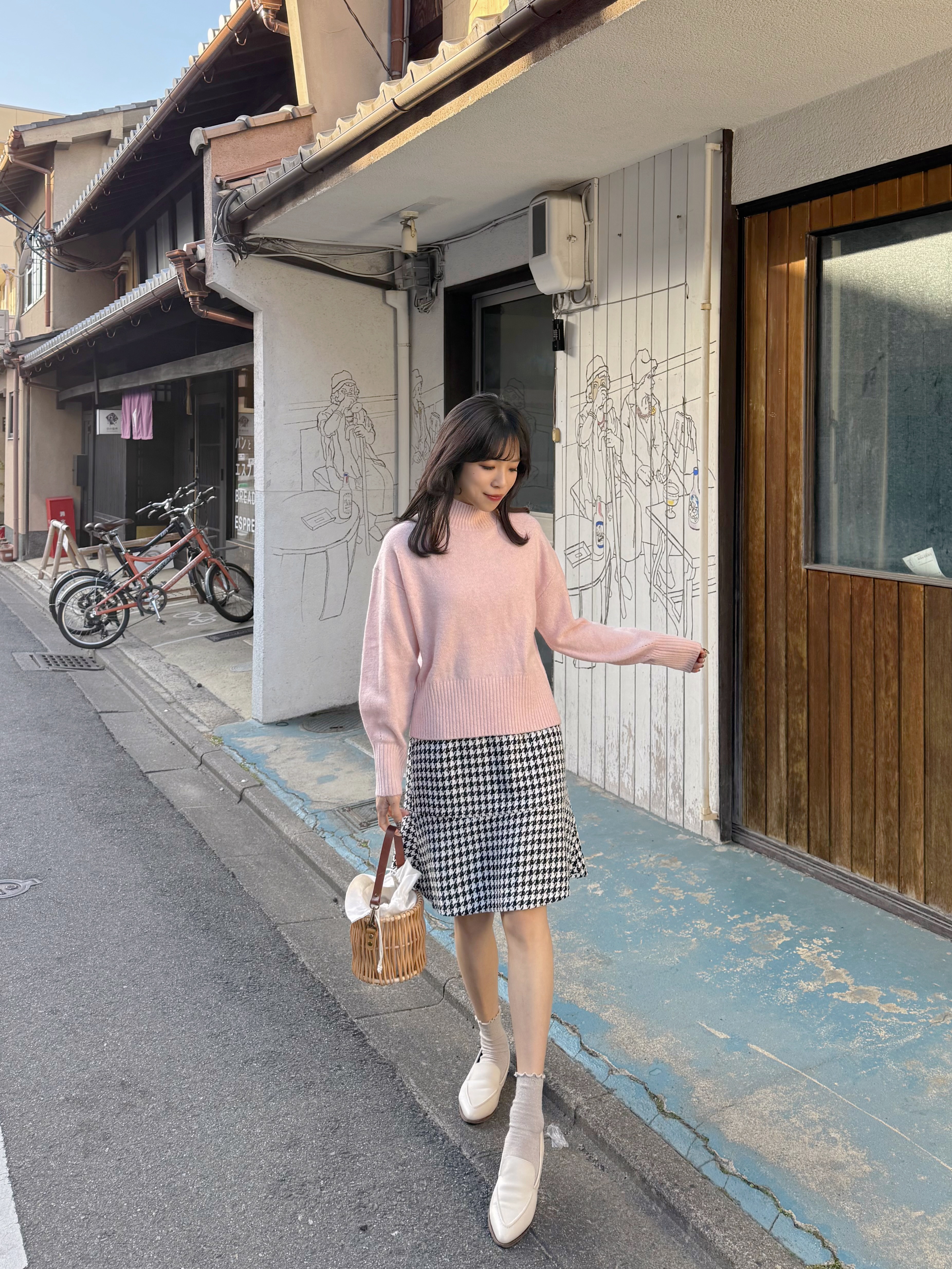 SpecialPrice•閃閃企領柔軟冷衫上衣