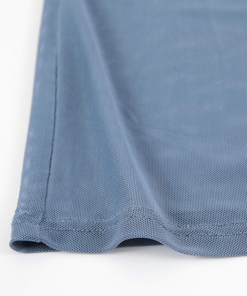 半透款寬領上衣