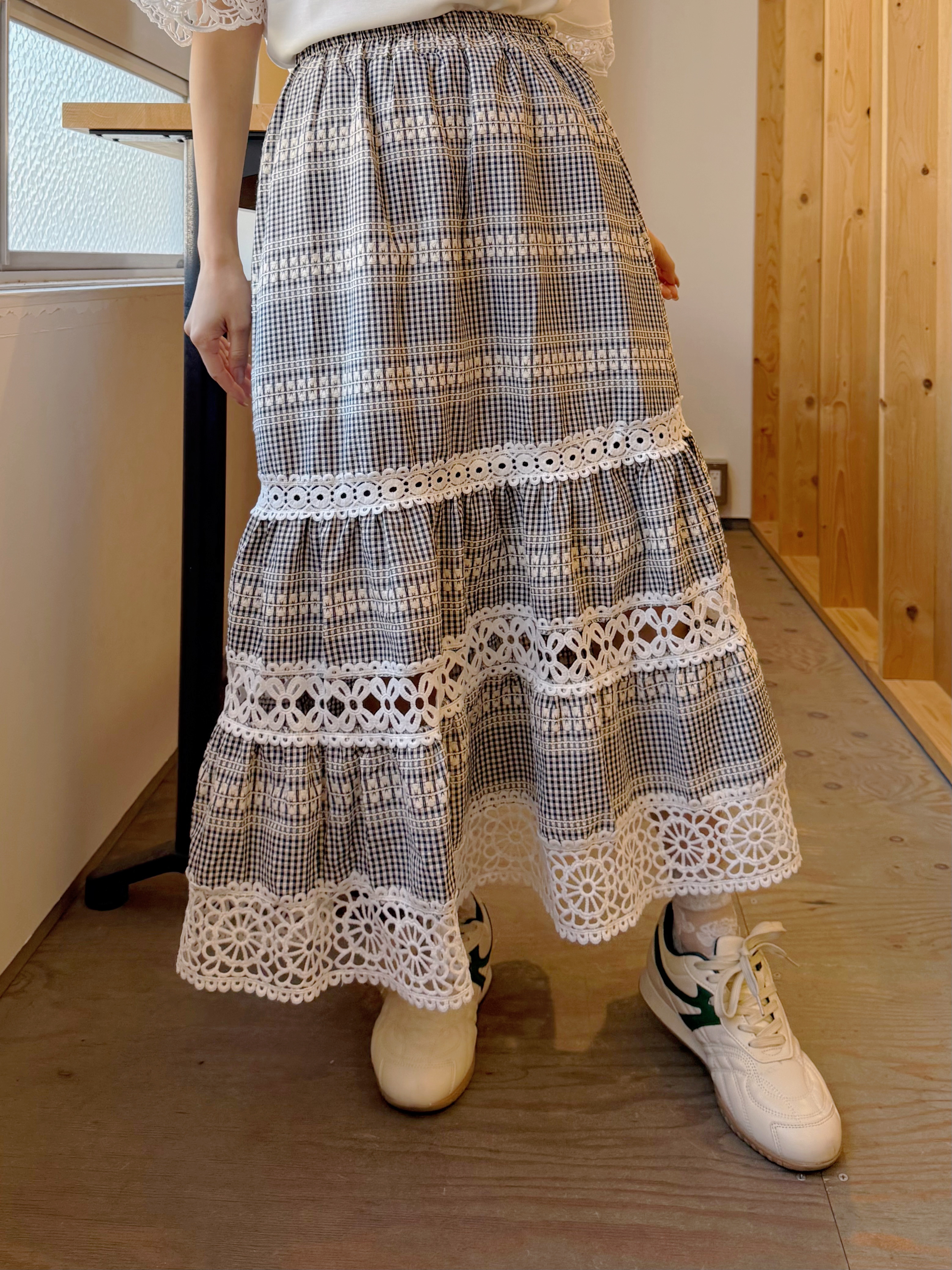 蕾絲拼接雪紡半身裙