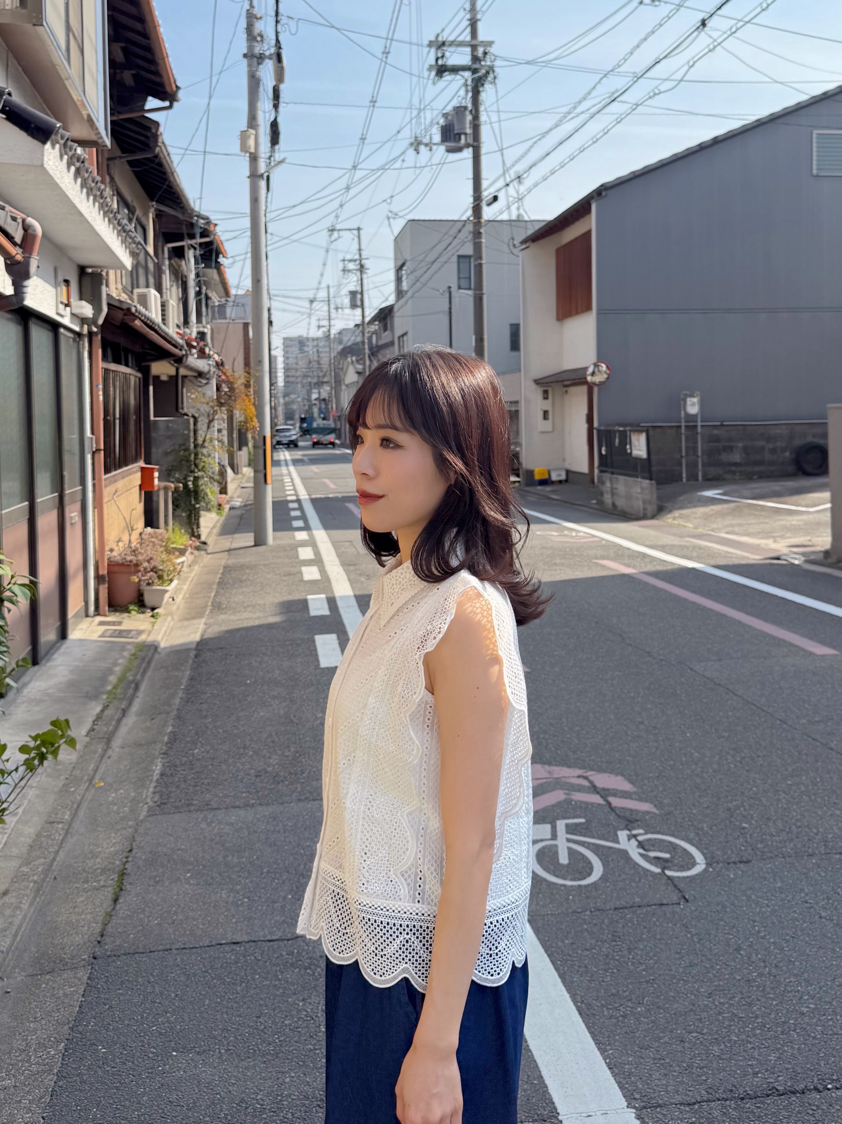 刺繡蕾絲恤衫背心