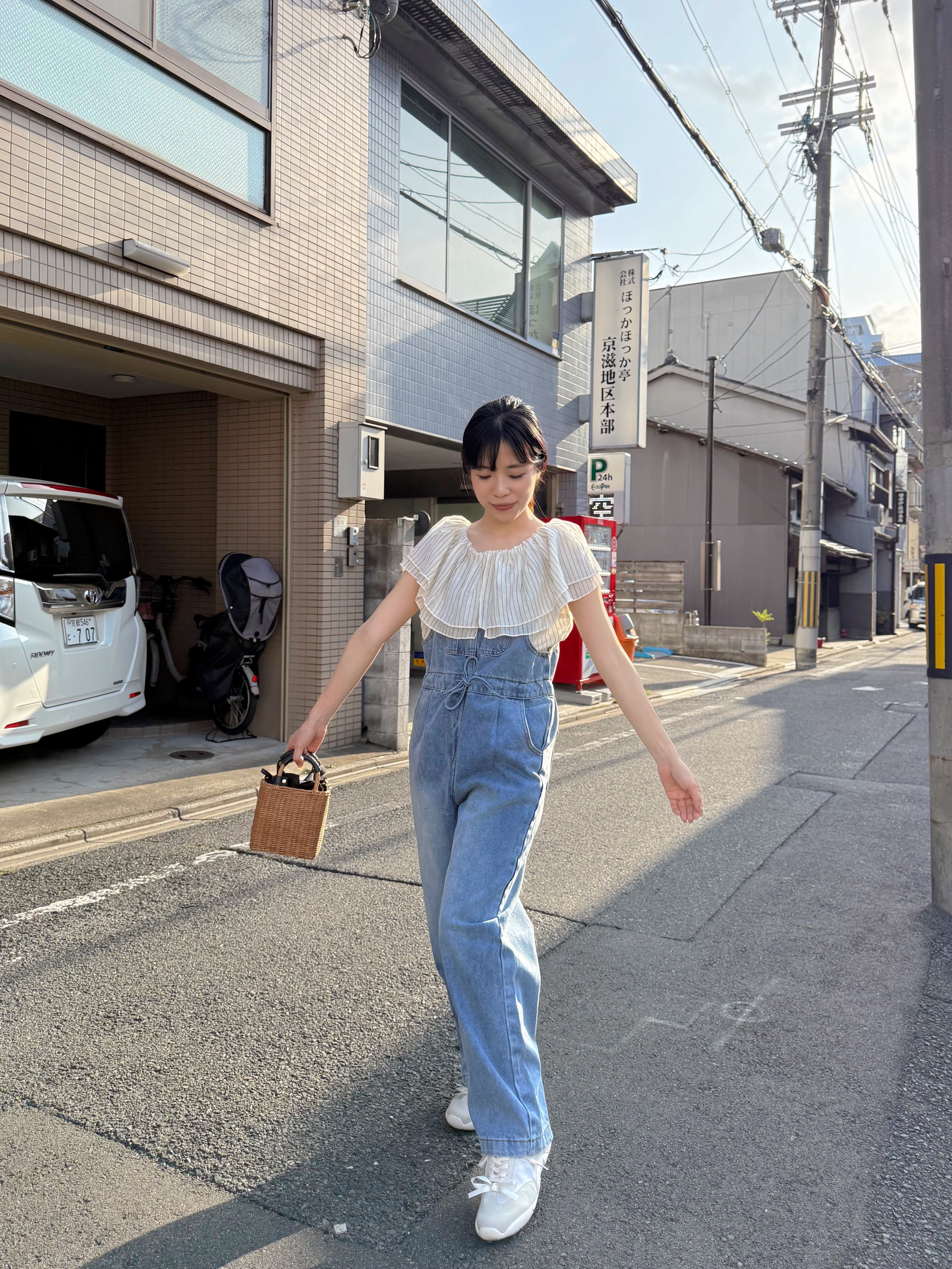 吊帶蝴蝶結腰牛仔連身褲