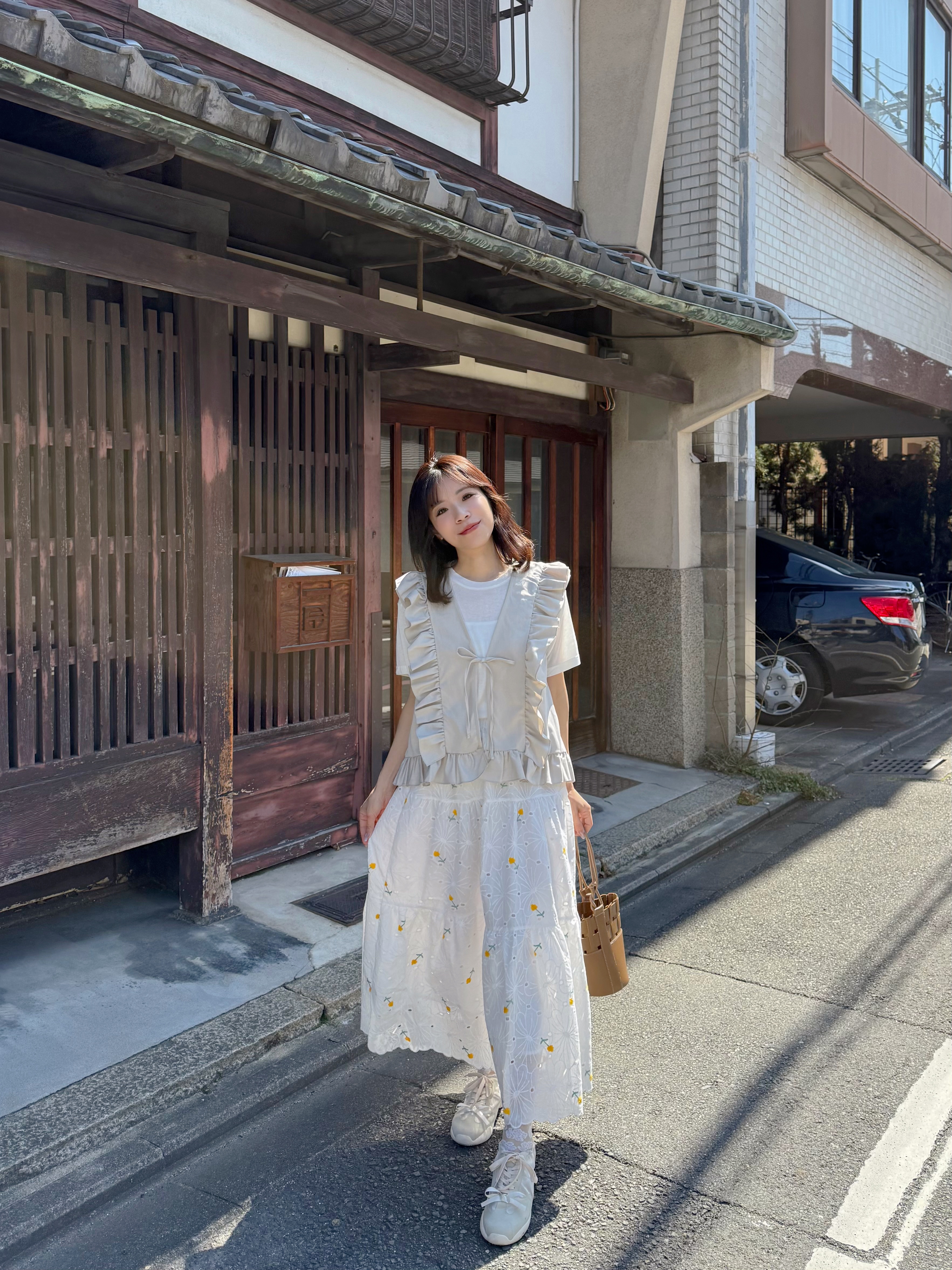 2色•波浪邊蝴蝶結背心