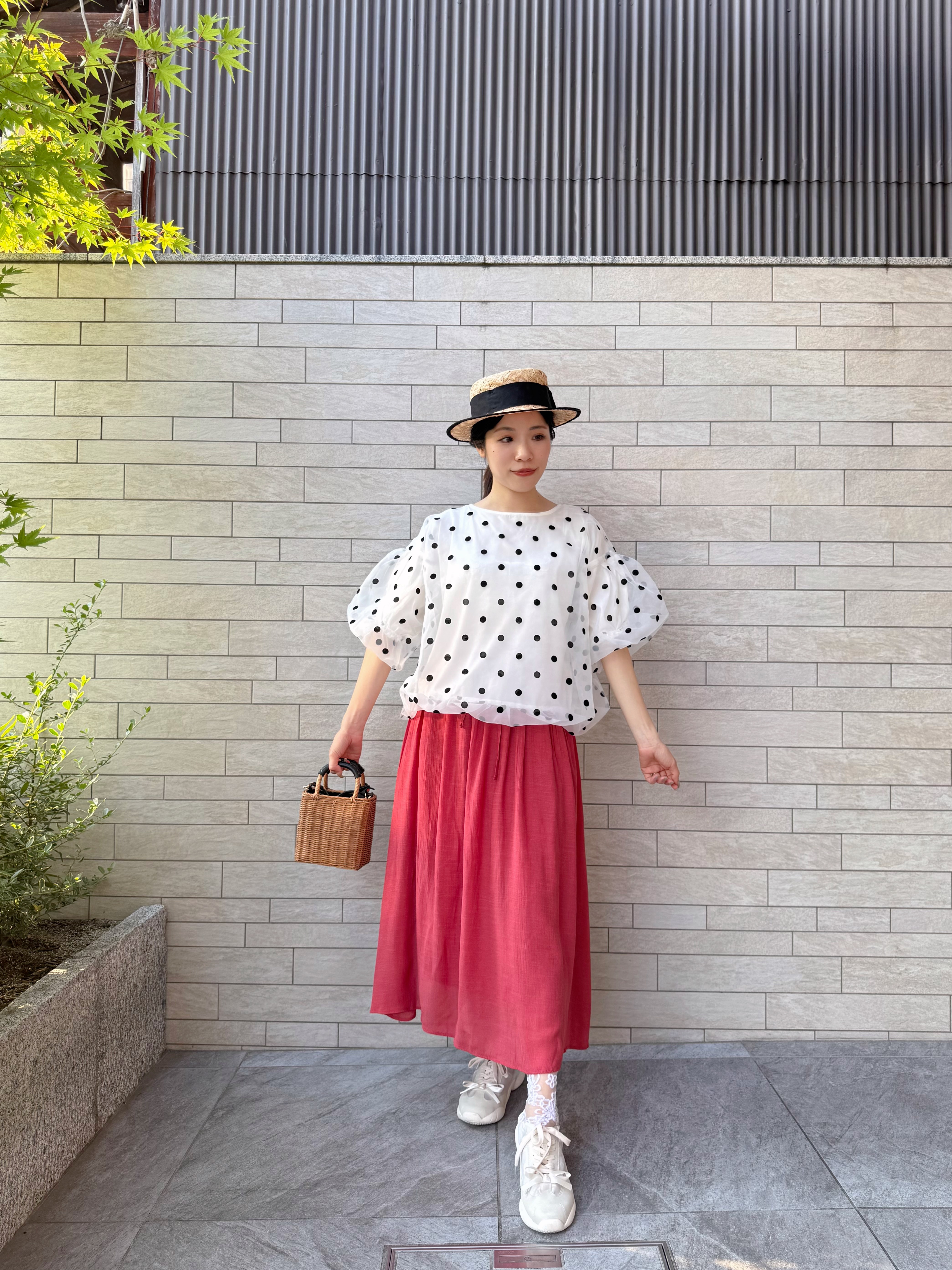 泡泡袖波點雪紡上衣