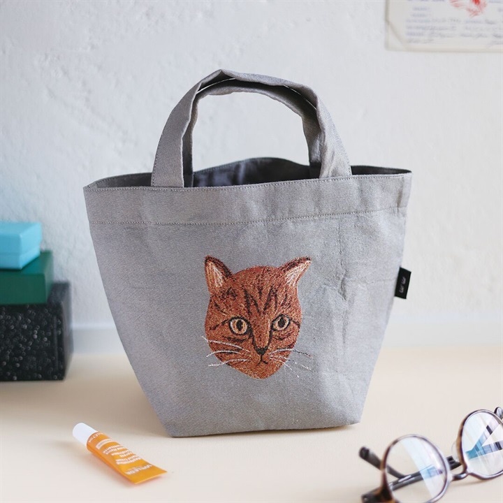 松尾Miyuki貓貓刺繡餃子袋