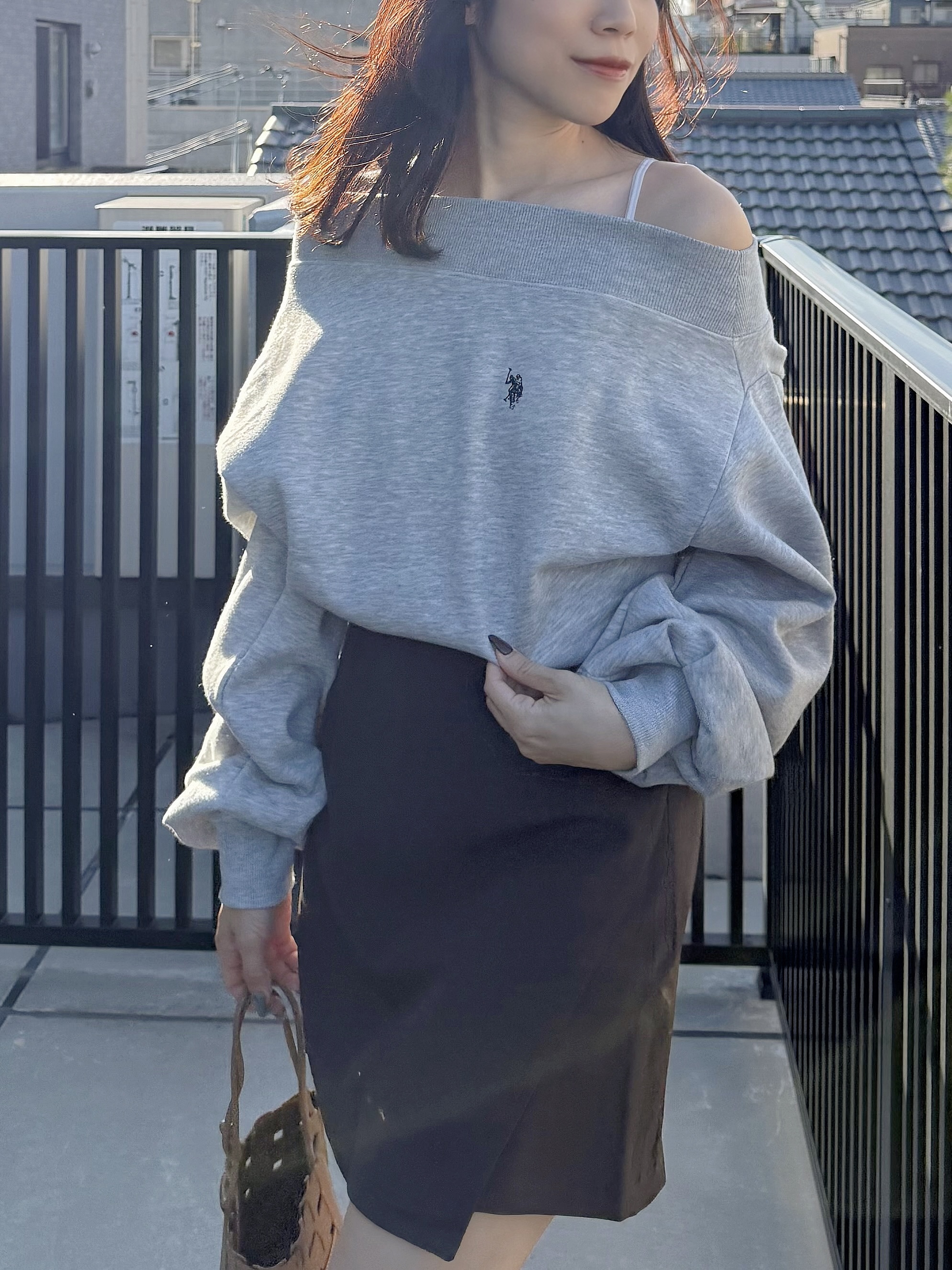 Polo刺繡logo側肩寬領衞衣