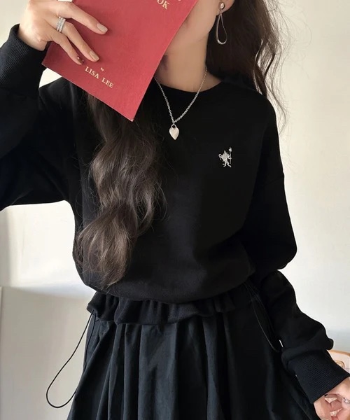 胸前刺繡拼接連身裙