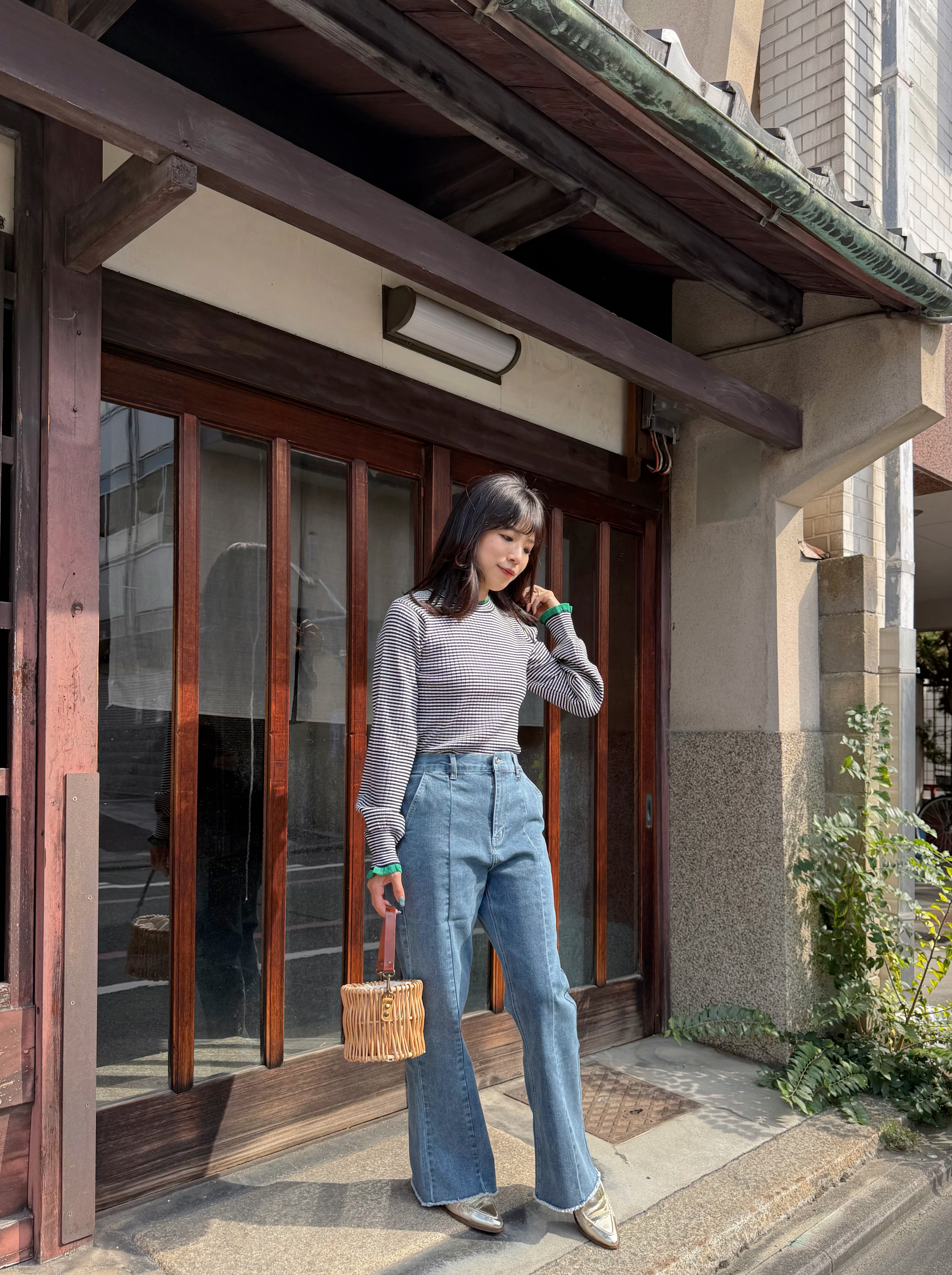 14色•領位微閃拼色泡泡袖針織上衣