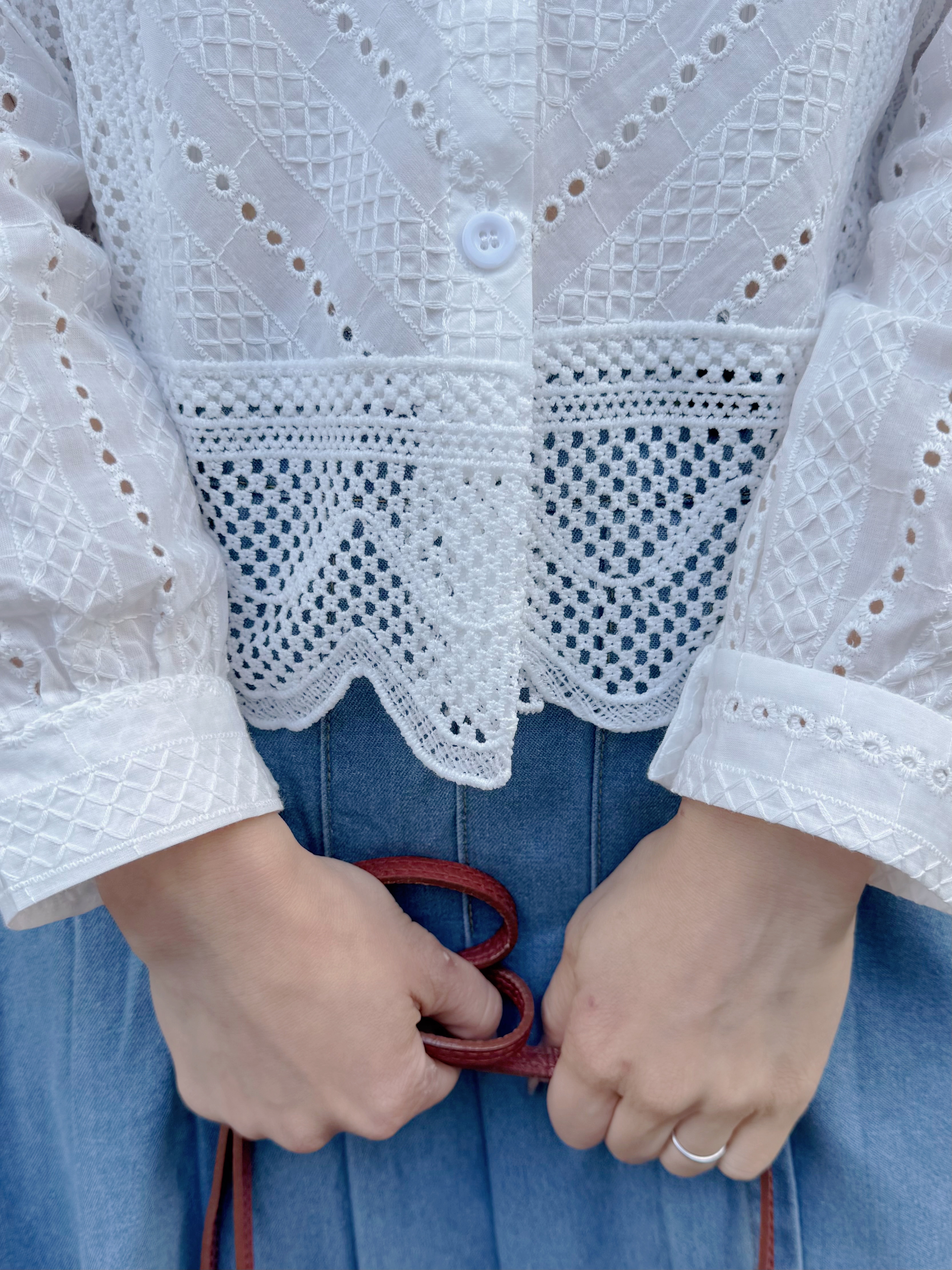 鏤空刺繡純綿恤衫