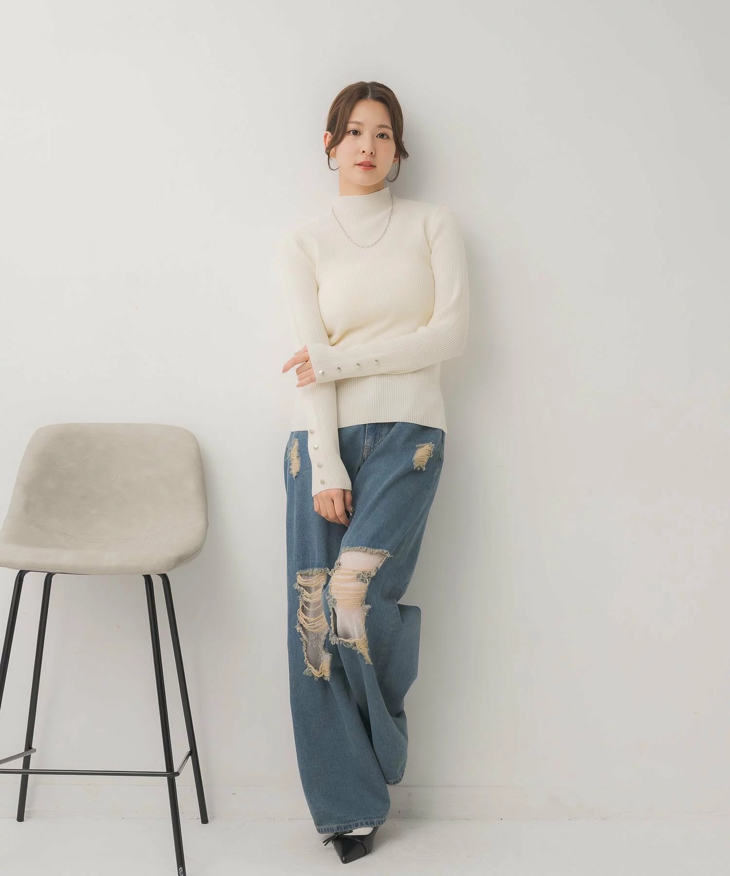 閃閃/ 淨色啞色扣閃閃企領針織