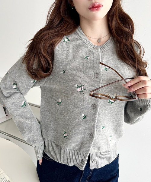 3色•M-L碼•花卉刺繡針織外套