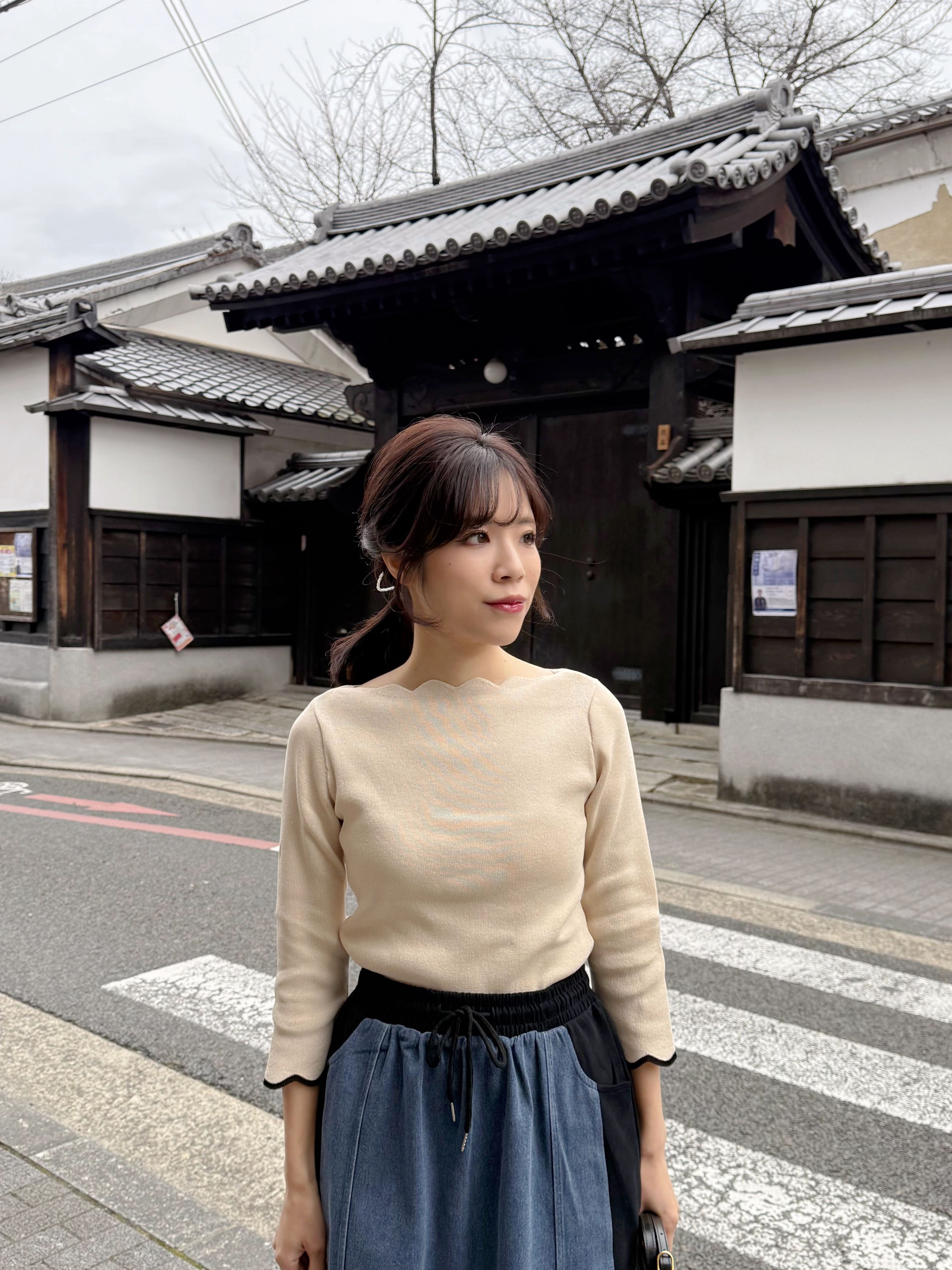 2色•拼色7分袖波浪邊針織上衣